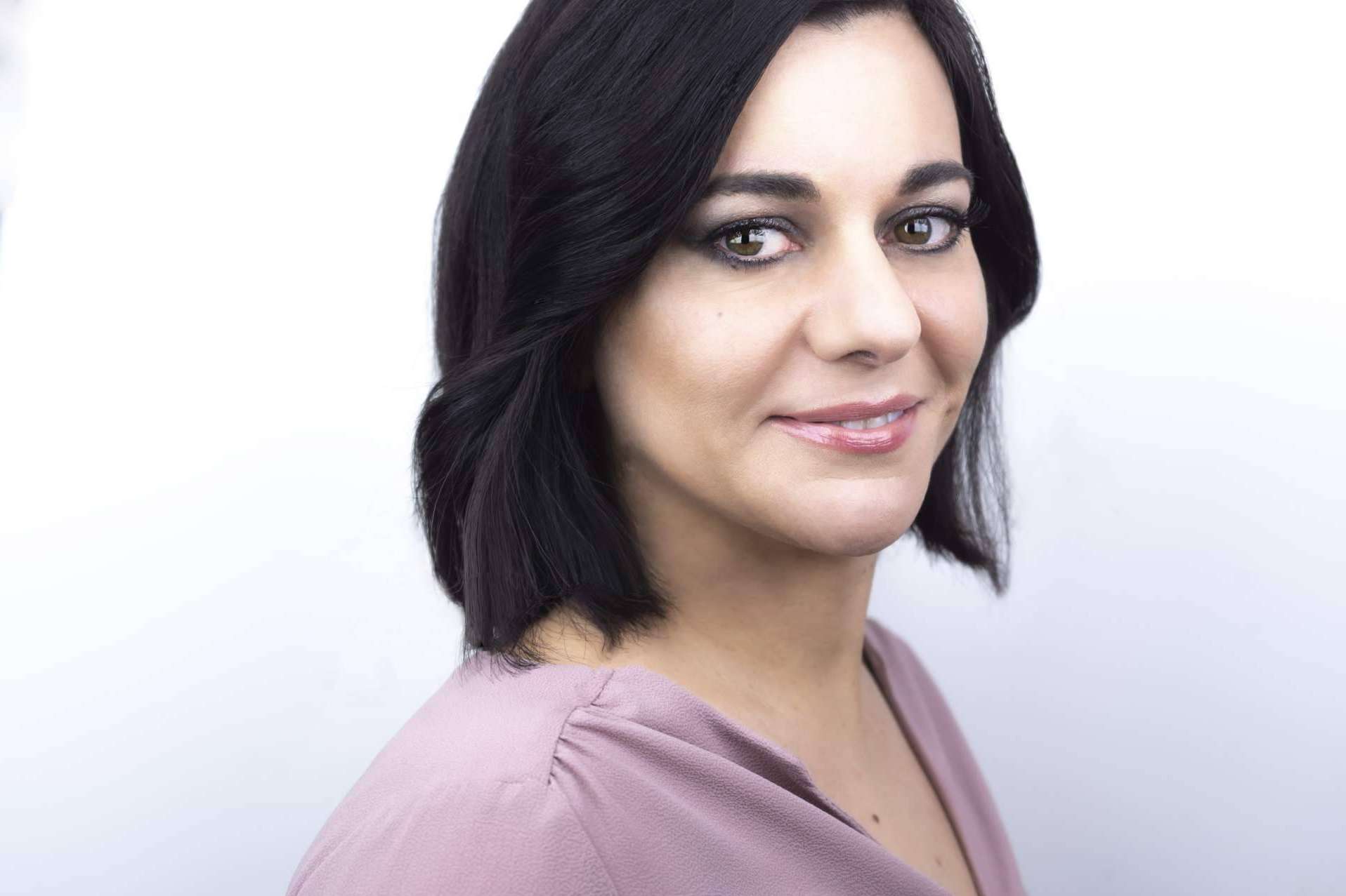 Eva Ortiz realiza retratos corporativos