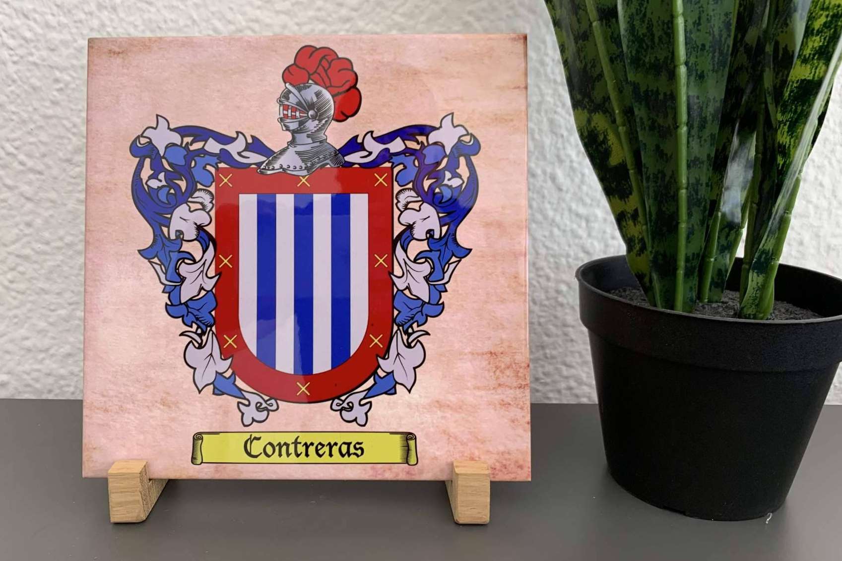 Tienda Heráldica y sus azulejos con escudos heráldicos