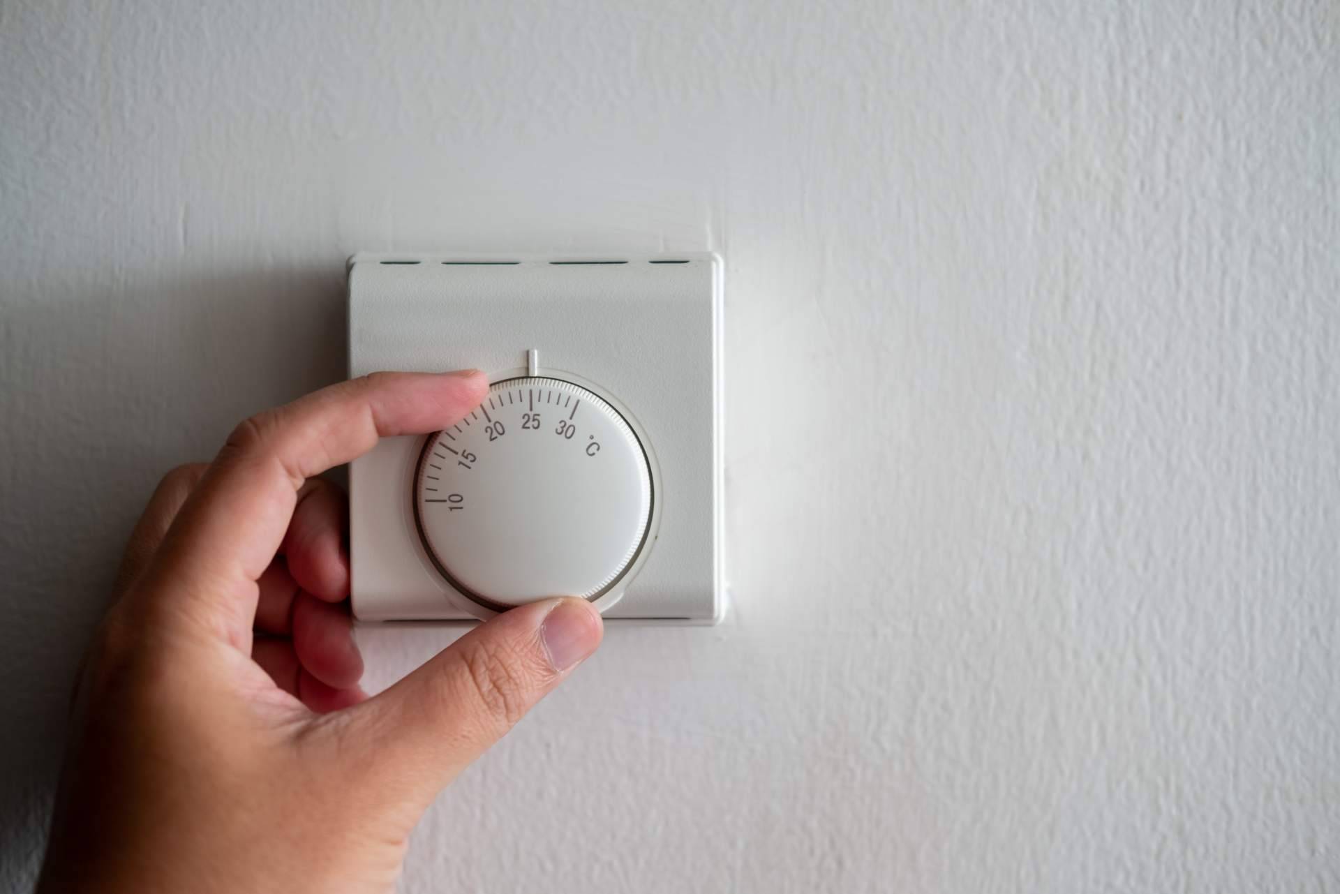 Enerbal explica los beneficios de la asesoría energética