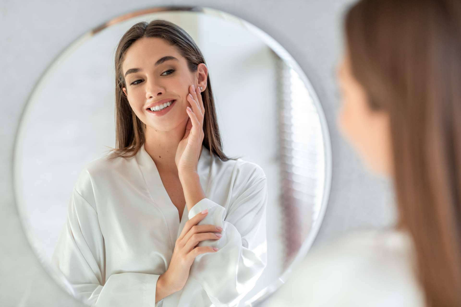 Piel purificada y revitalizada con los productos de la tienda online Biopharmacia