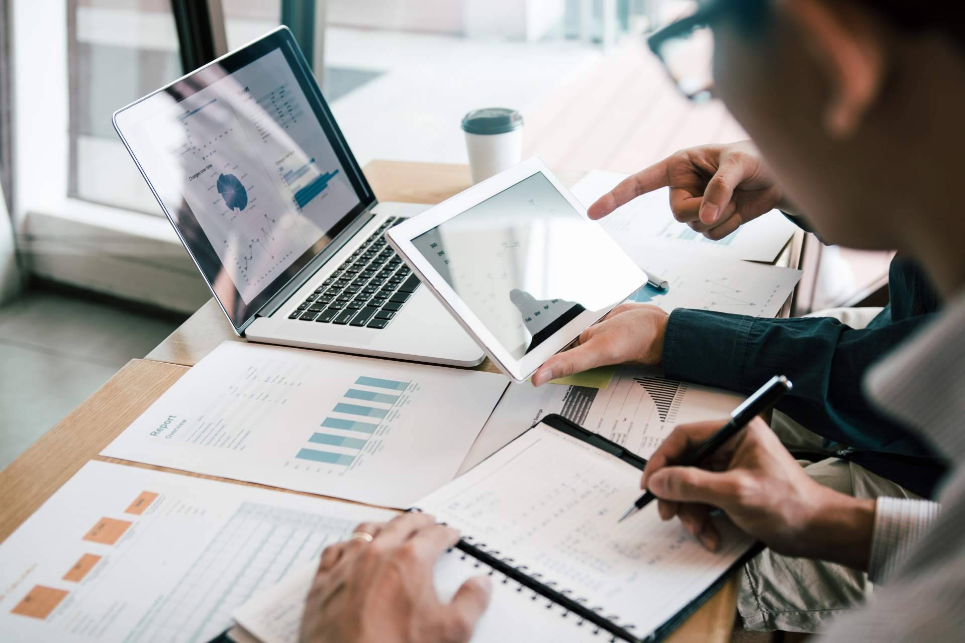 Algunas de las tendencias de marketing más impactantes para 2023, por Hill Planet