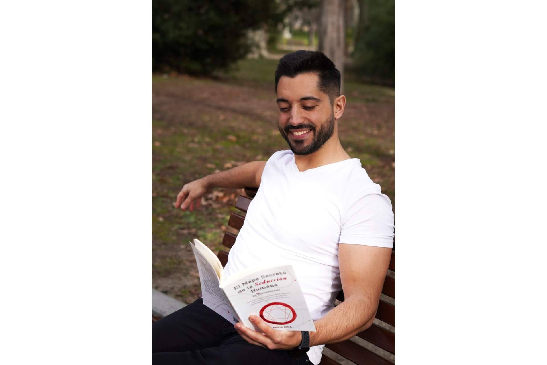 'El Tindergrama, el Mapa Secreto de la Seducción Humana' de David Rica, uno de los pocos libros de autoconocimiento y seducción, para mujeres