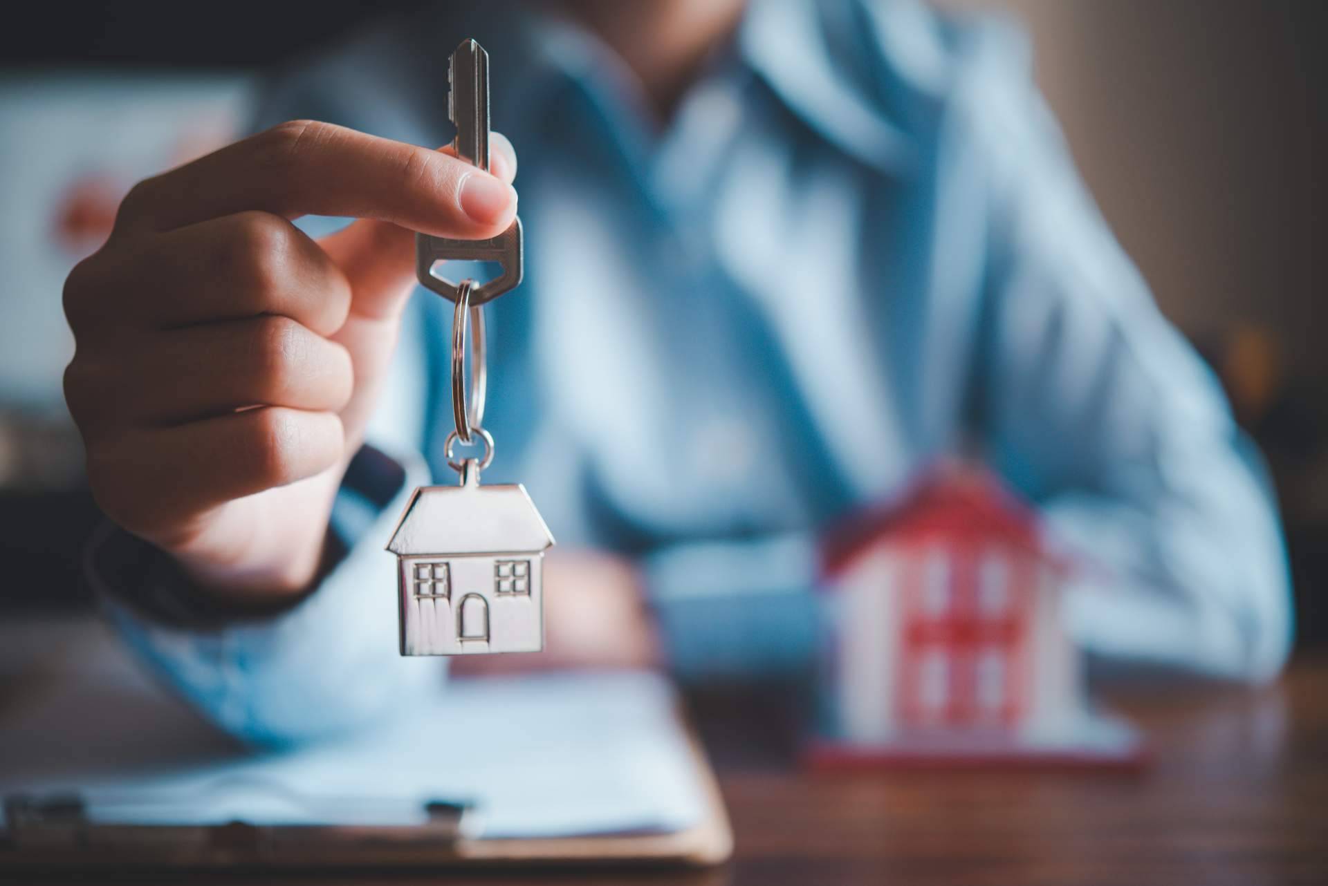 Cano & Pujol, la inmobiliaria dedicada a la venta de fincas en Sant Cugat, hace 20 años