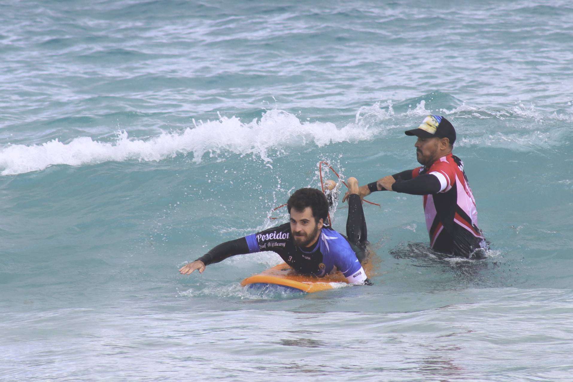 ¿Por qué es importante el instructor para superar la frustración en el surf?