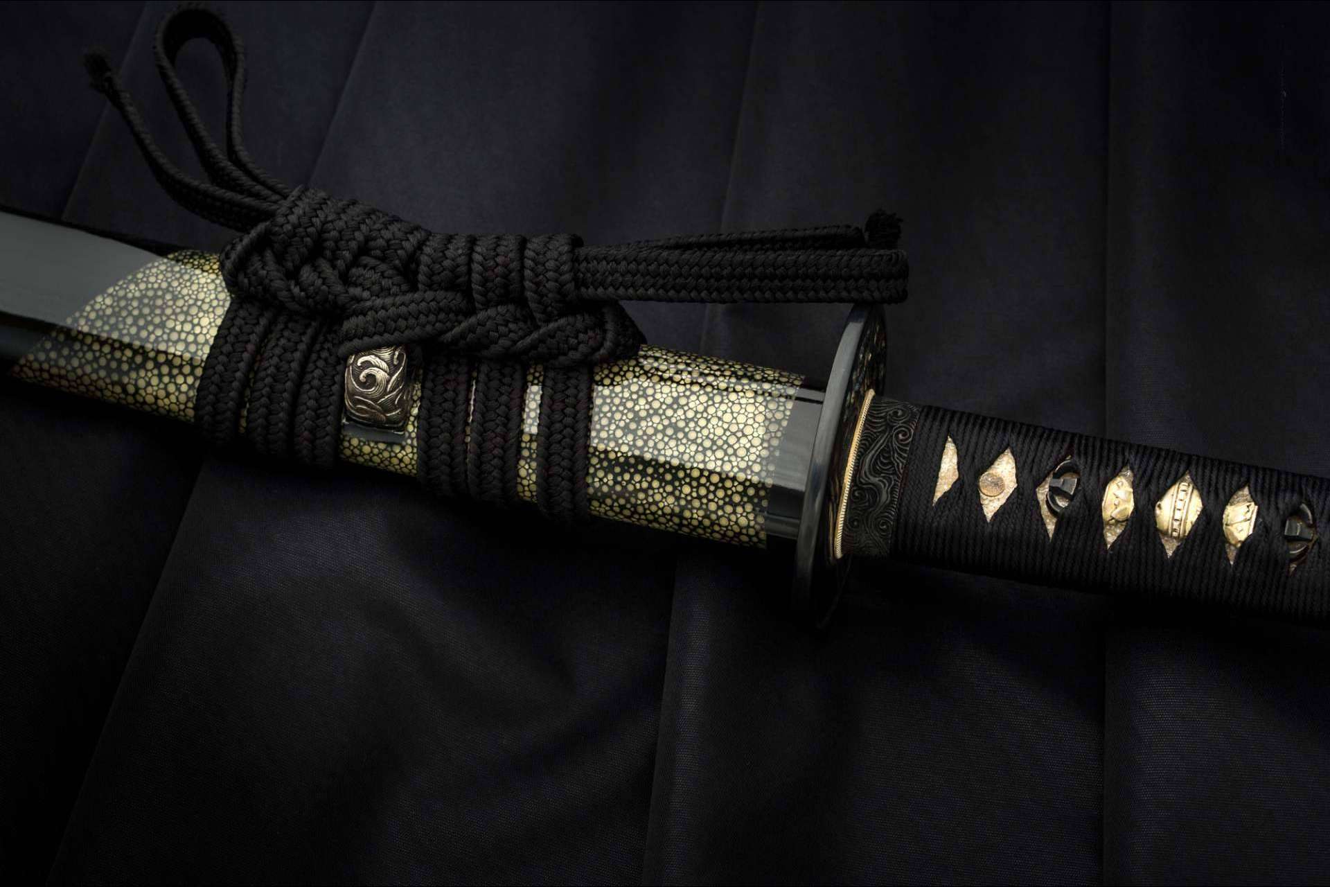 Katanamart y su extenso catálogo de espadas japonesas