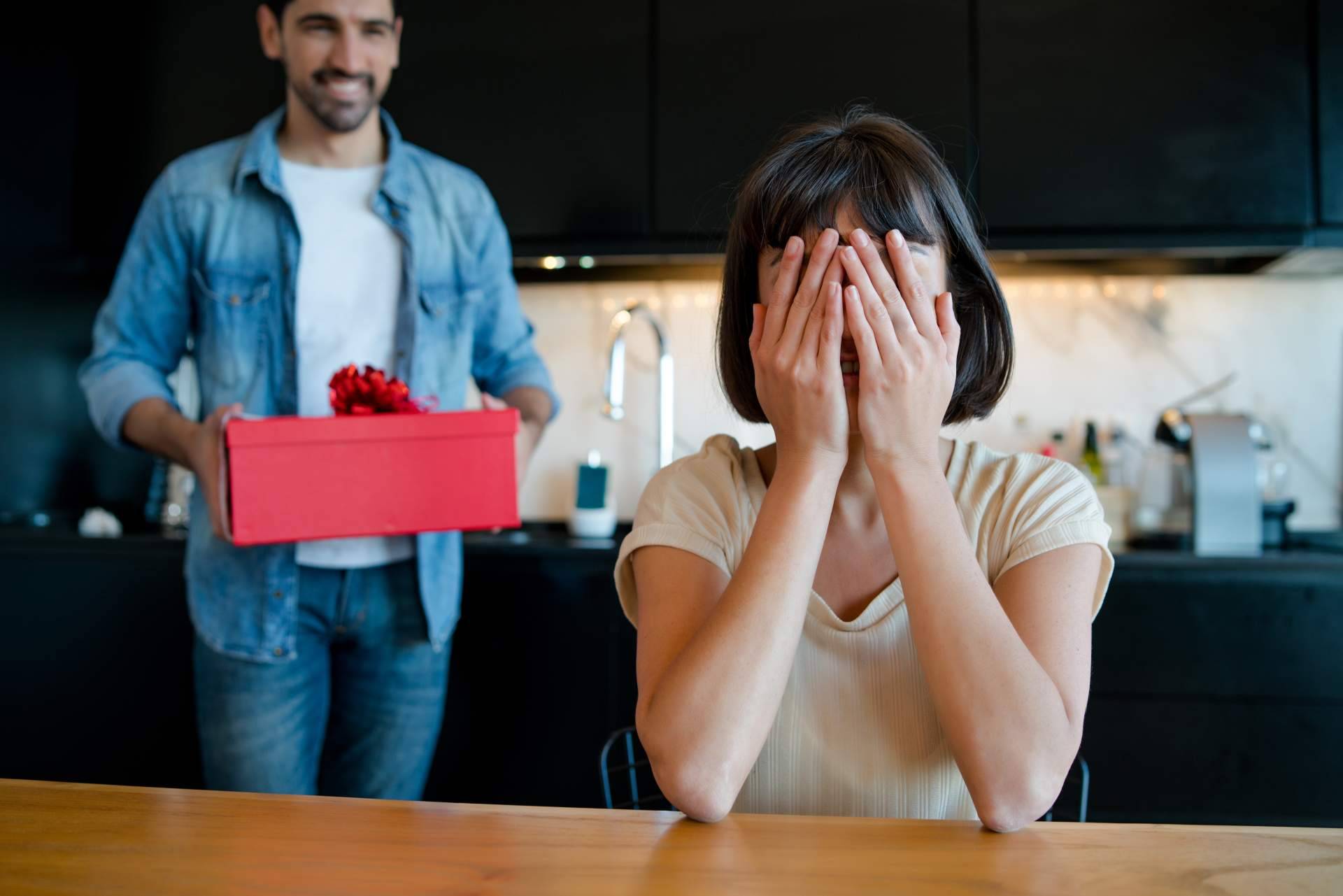 Encontrar un obsequio para San Valentín es complicado, pero pagarlo puede ser sencillo