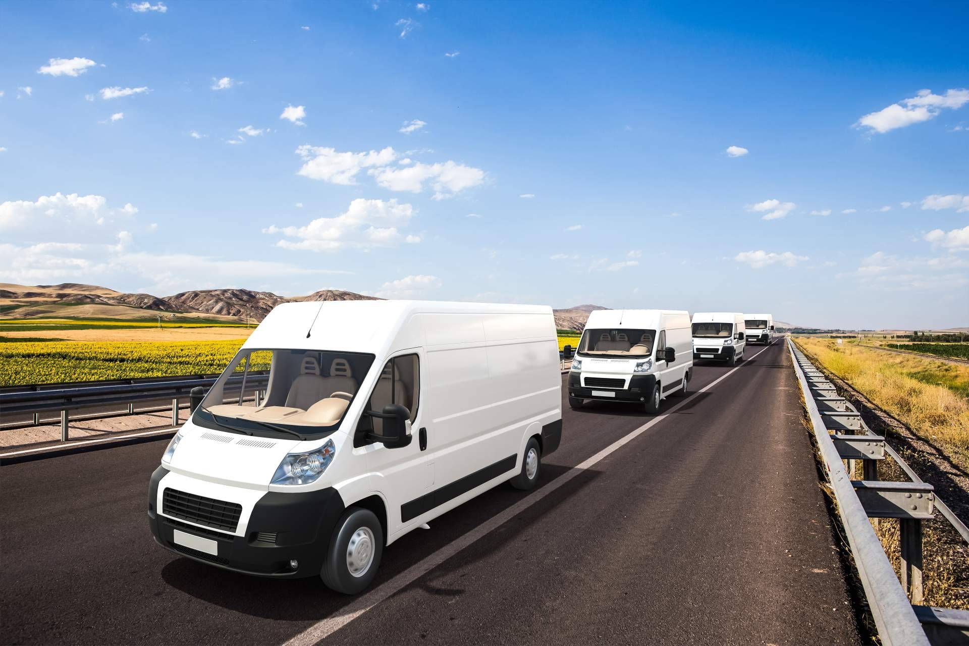 Reducir gastos, tiempo y prevenir errores en la ruta, transporte y almacén con el software de logística Hedyla