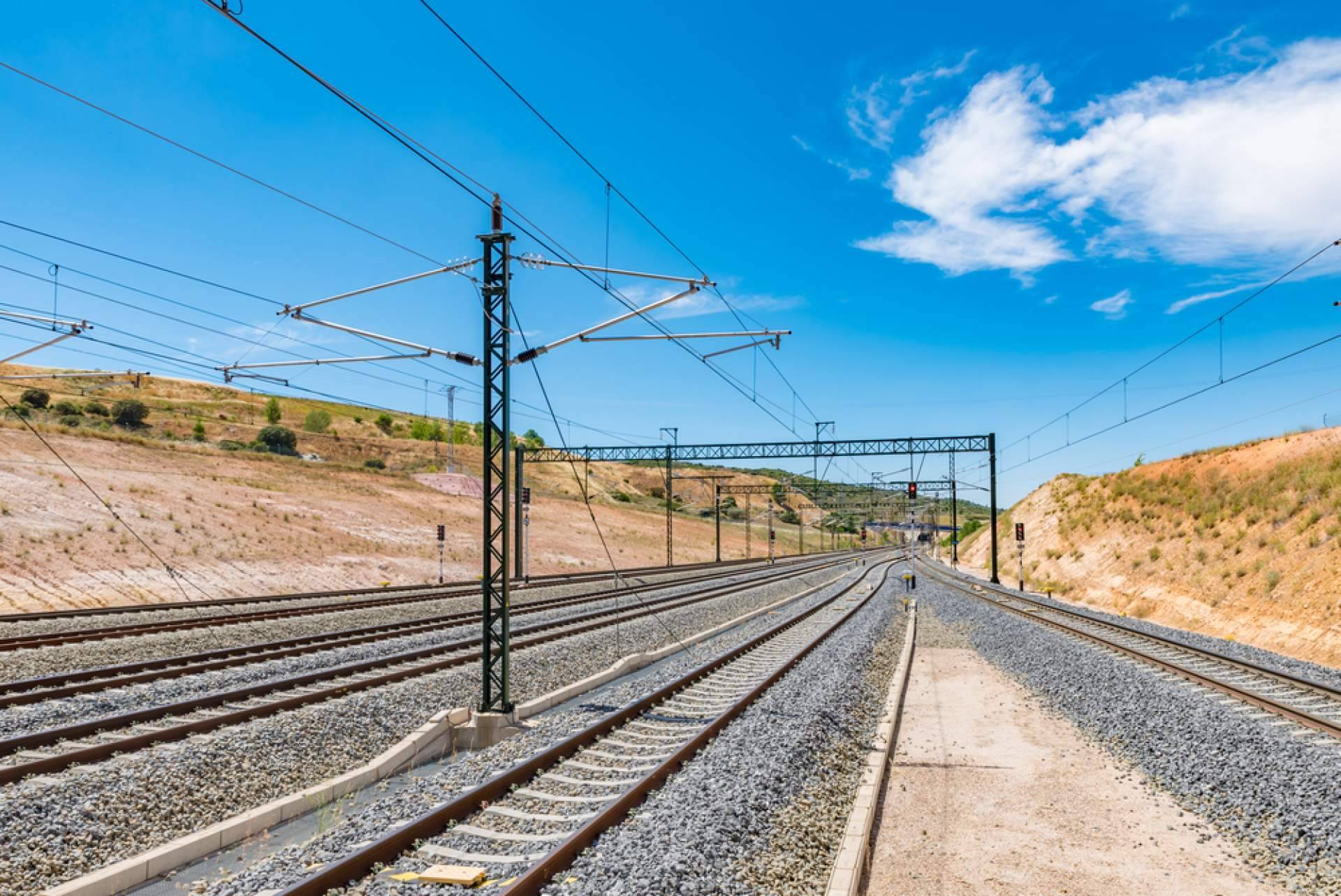 Lograr una plaza fija en un sector con futuro como el ferroviario, posible con el apoyo de PreparadoresAdif