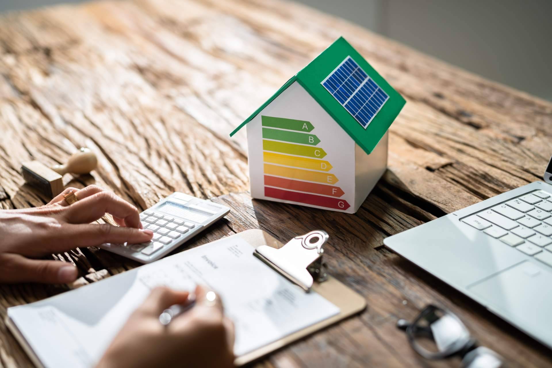 Easy Light se ocupa de la reducción de gastos energéticos para ahorrar en la factura de la luz