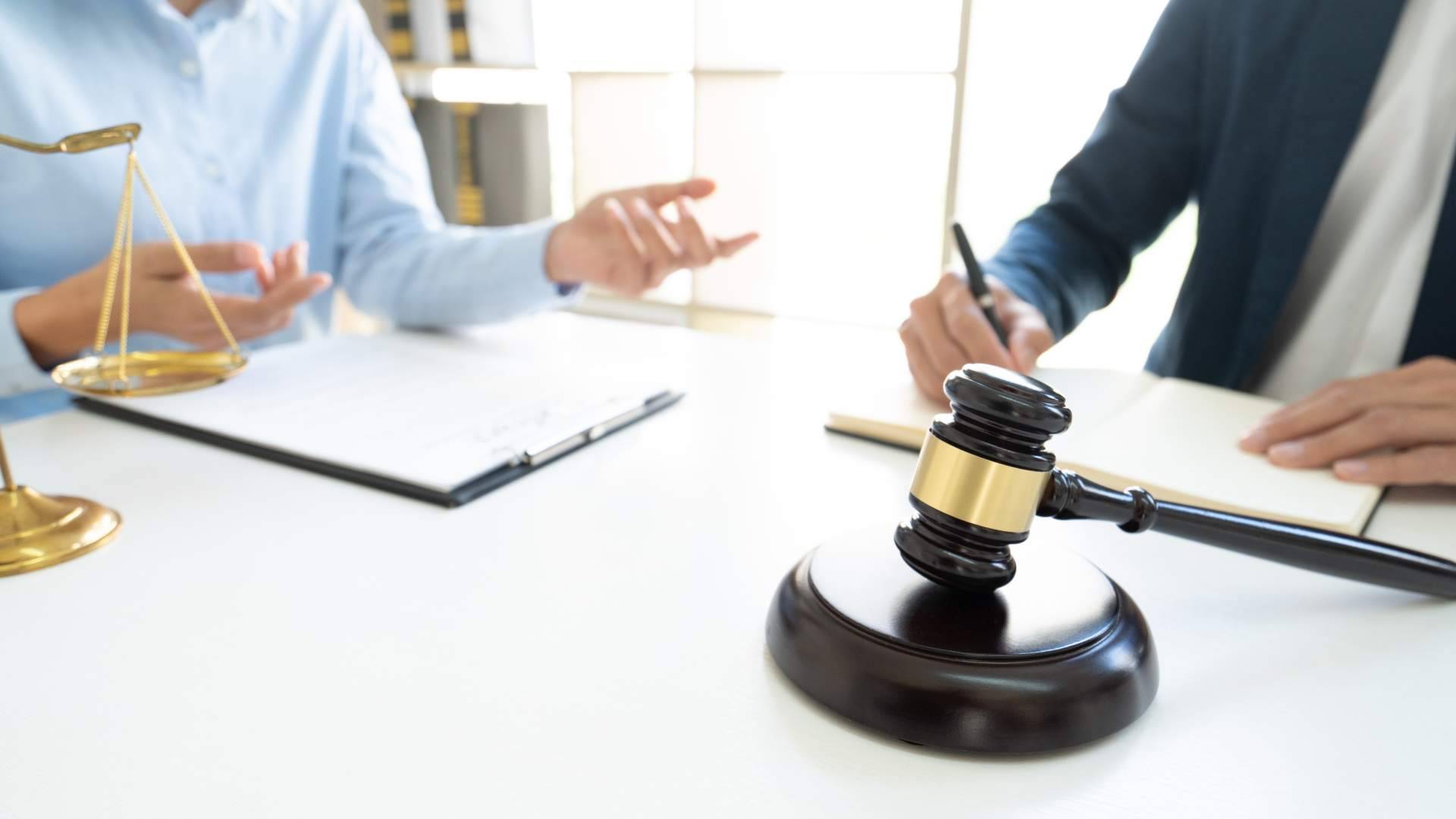 'Laberinto del mundo asegurador' es descifrado por Visión Legal 360º