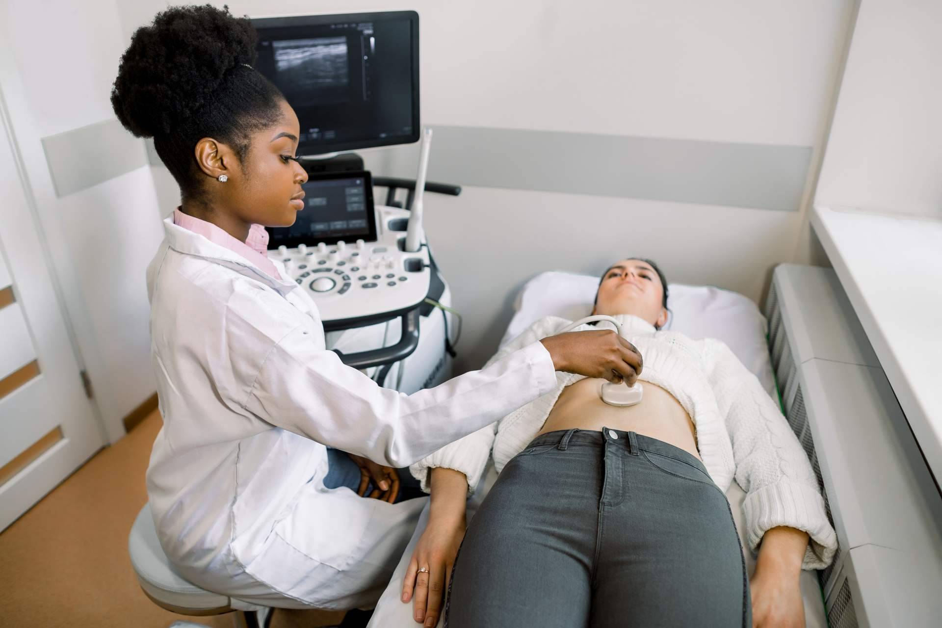 Health Net Connections ofrece un software de cardiología y ginecología que simplifica el análisis de datos