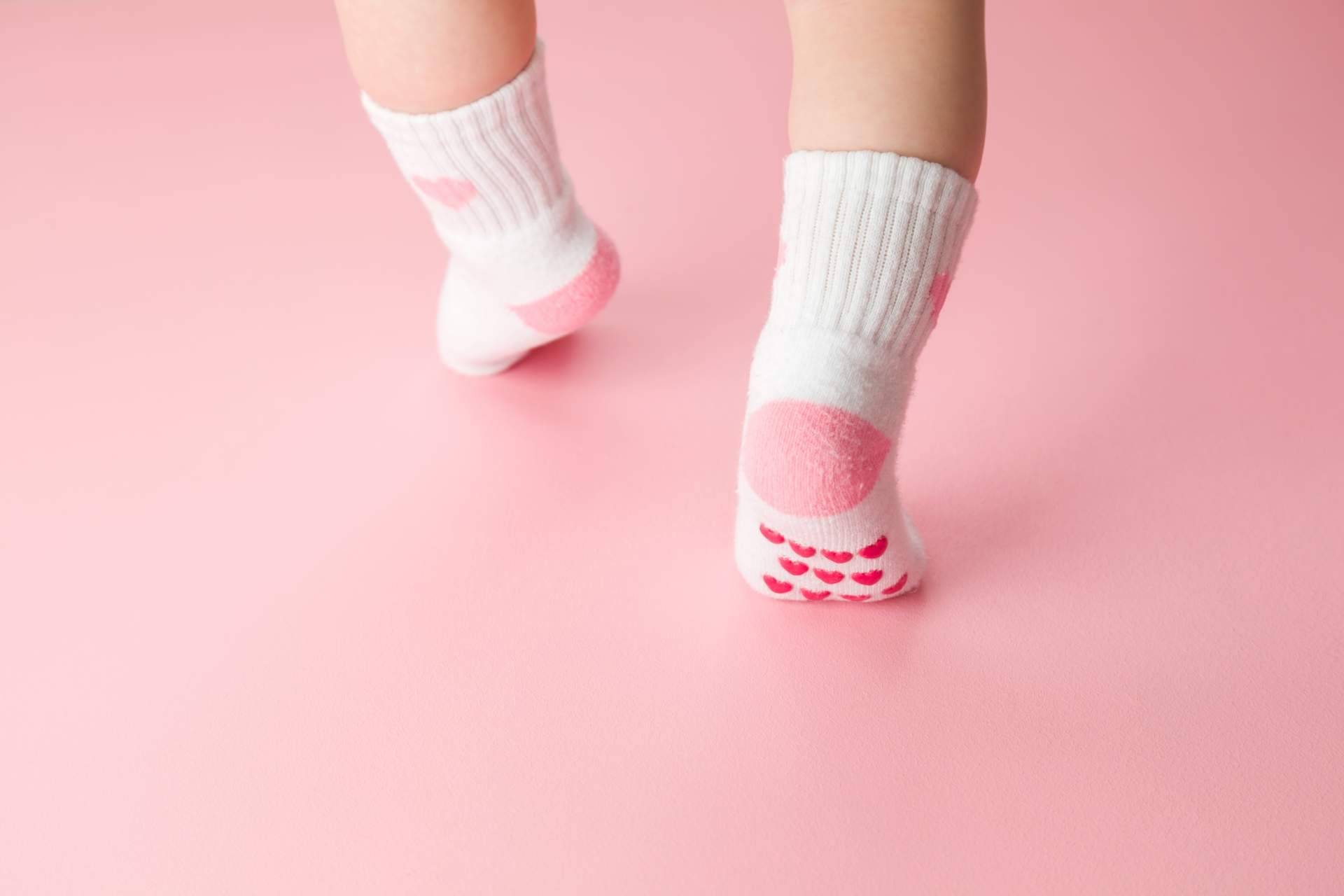 La tienda online Calzado Barefoot ofrece calzado infantil respetuoso para el desarrollo natural de los pies