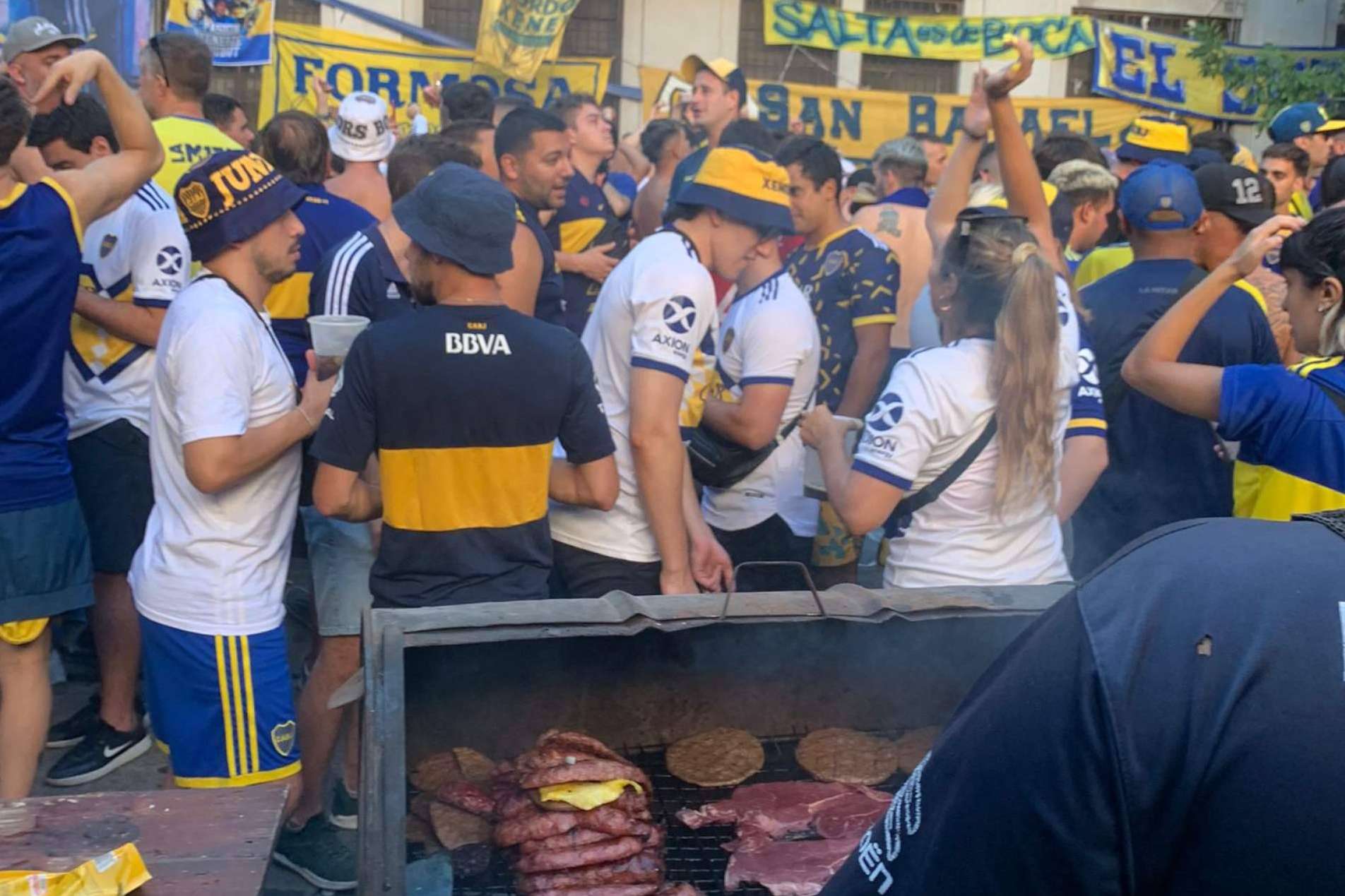 Venta de entradas y de experiencias para disfrutar del fútbol de la Liga Argentina, con Football Host