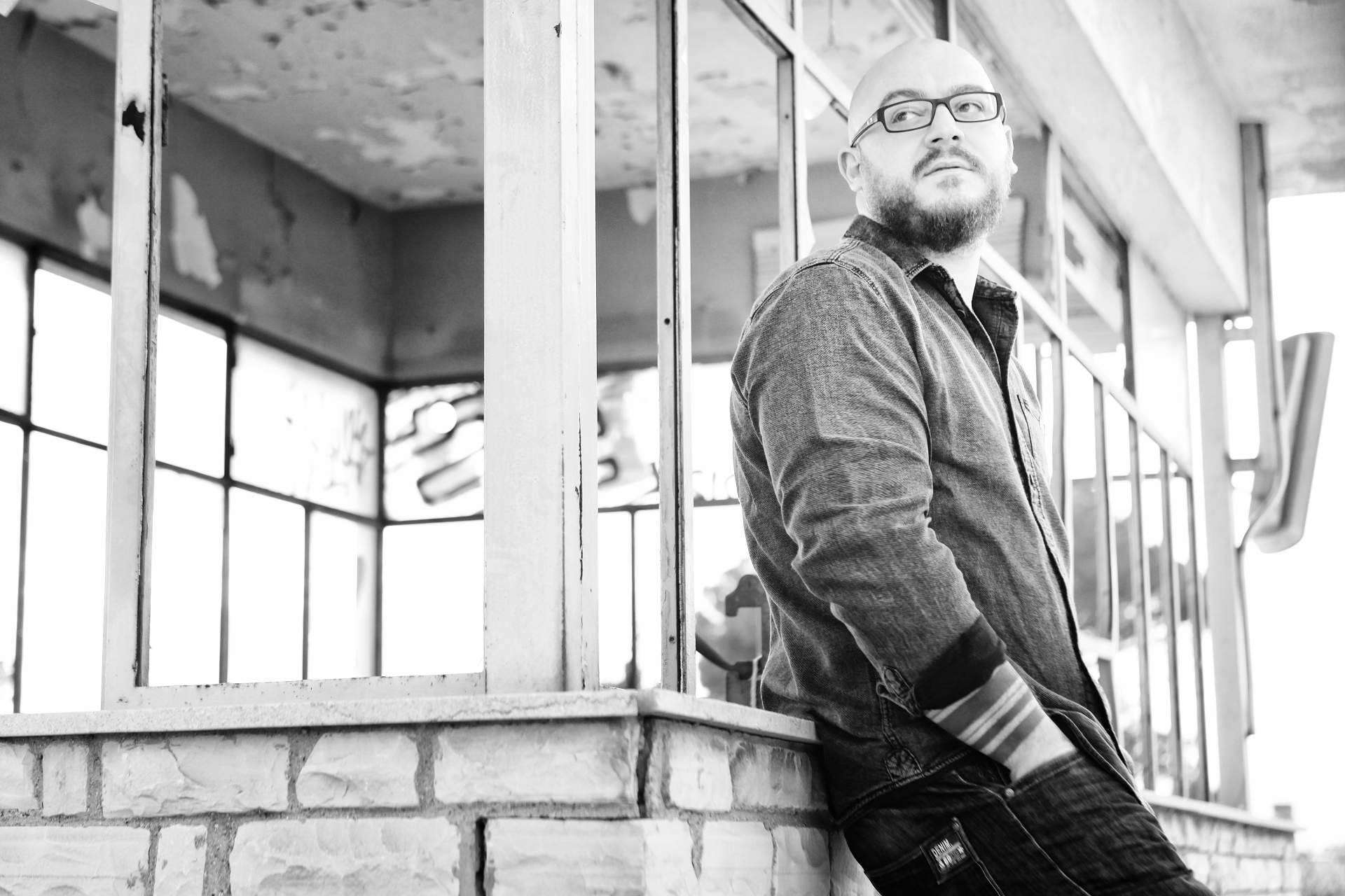 La trayectoria de Abel Ferreira, un artista que ahora ofrece servicios de estrategia de marketing