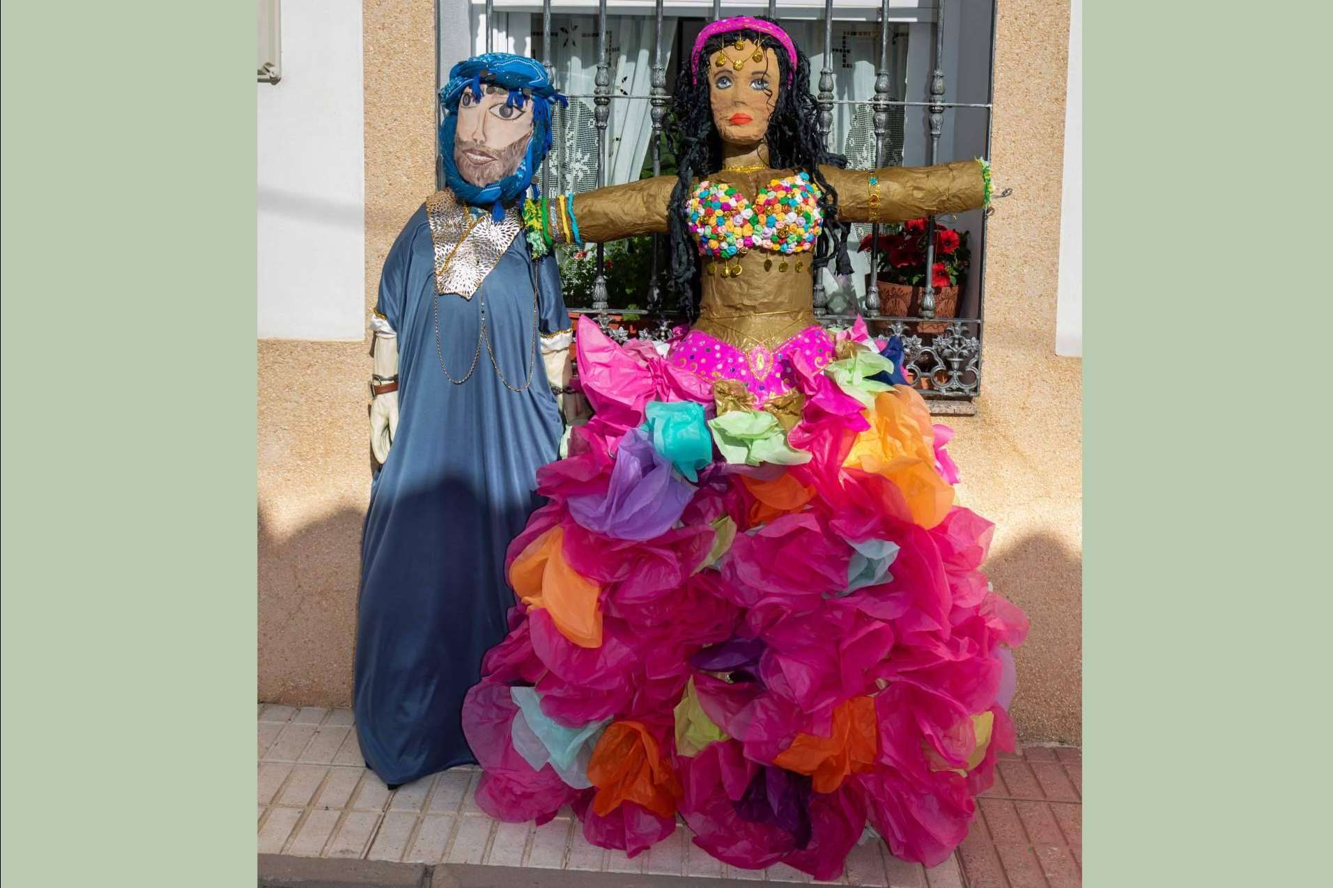 Una ceremonia que marca el final del invierno, Judas y Muñecas en Alamillo
