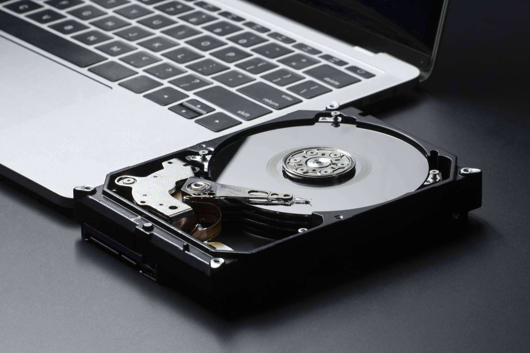¿Cómo recuperar datos en empresas?, con Informática Sevilla