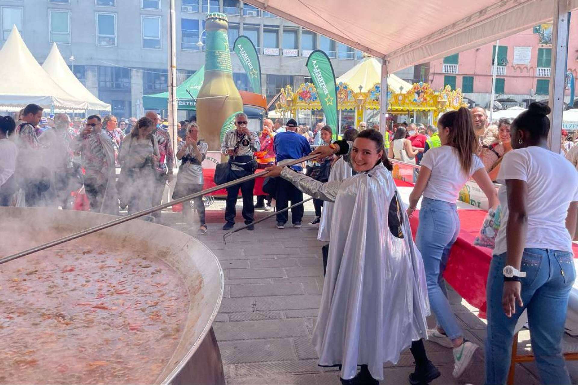 El Paellero y las principales razones para elegir un catering de paella gigante en las celebraciones