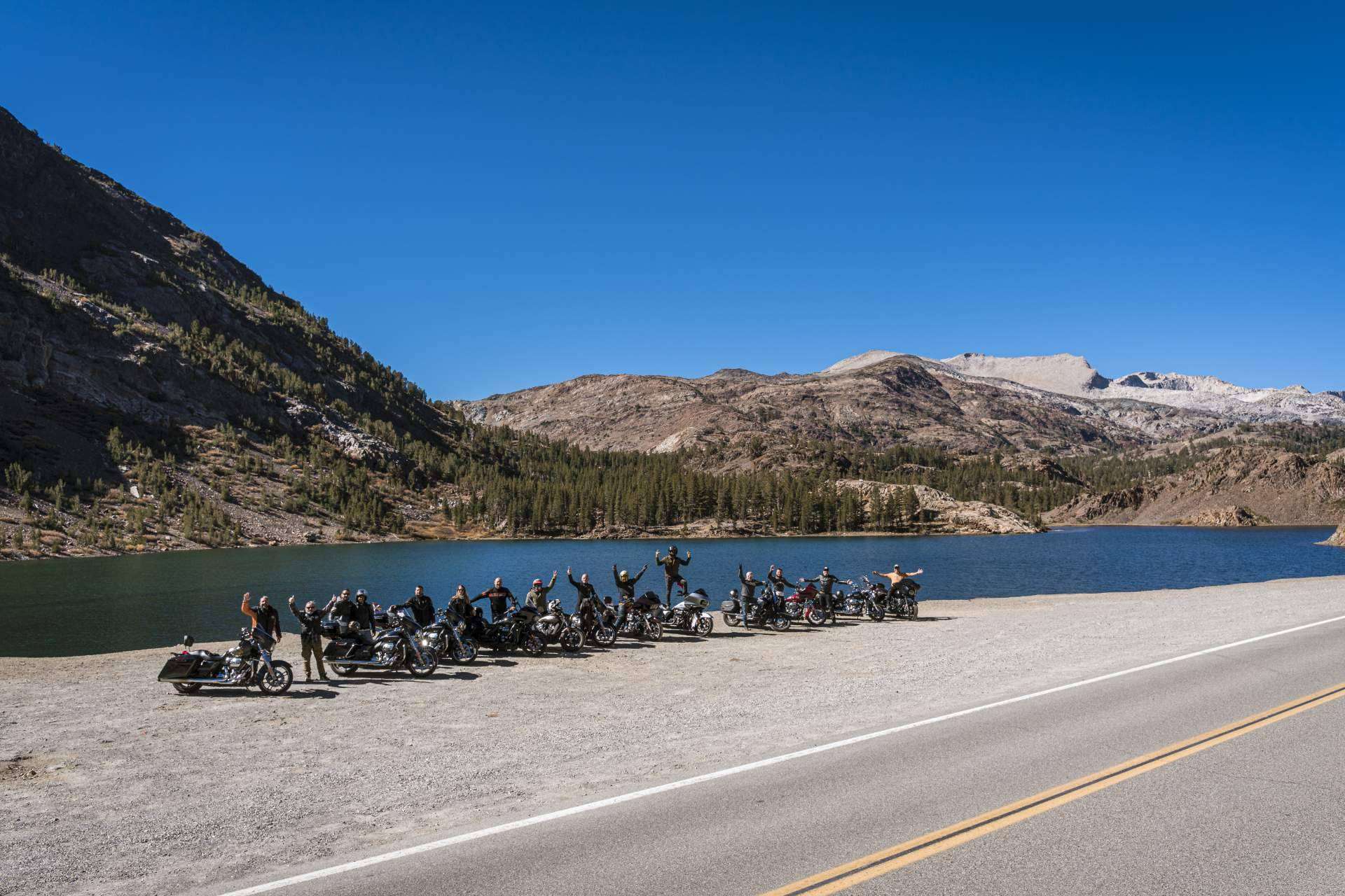 Vivir una experiencia única con Motorbeach para conocer la cultura americana con rutas en moto