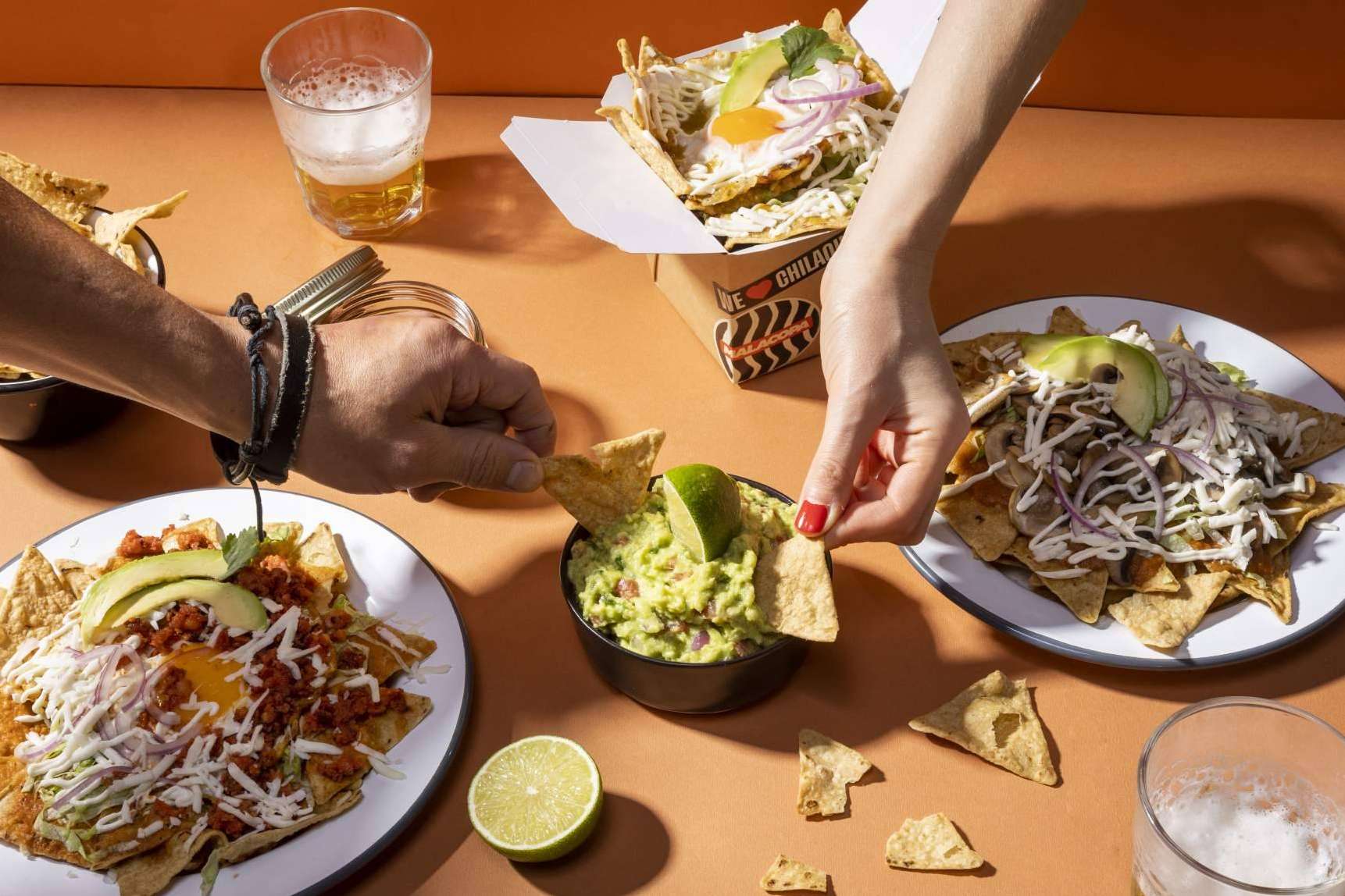 Malacopa llega a la capital española con chilaquiles directo a casa