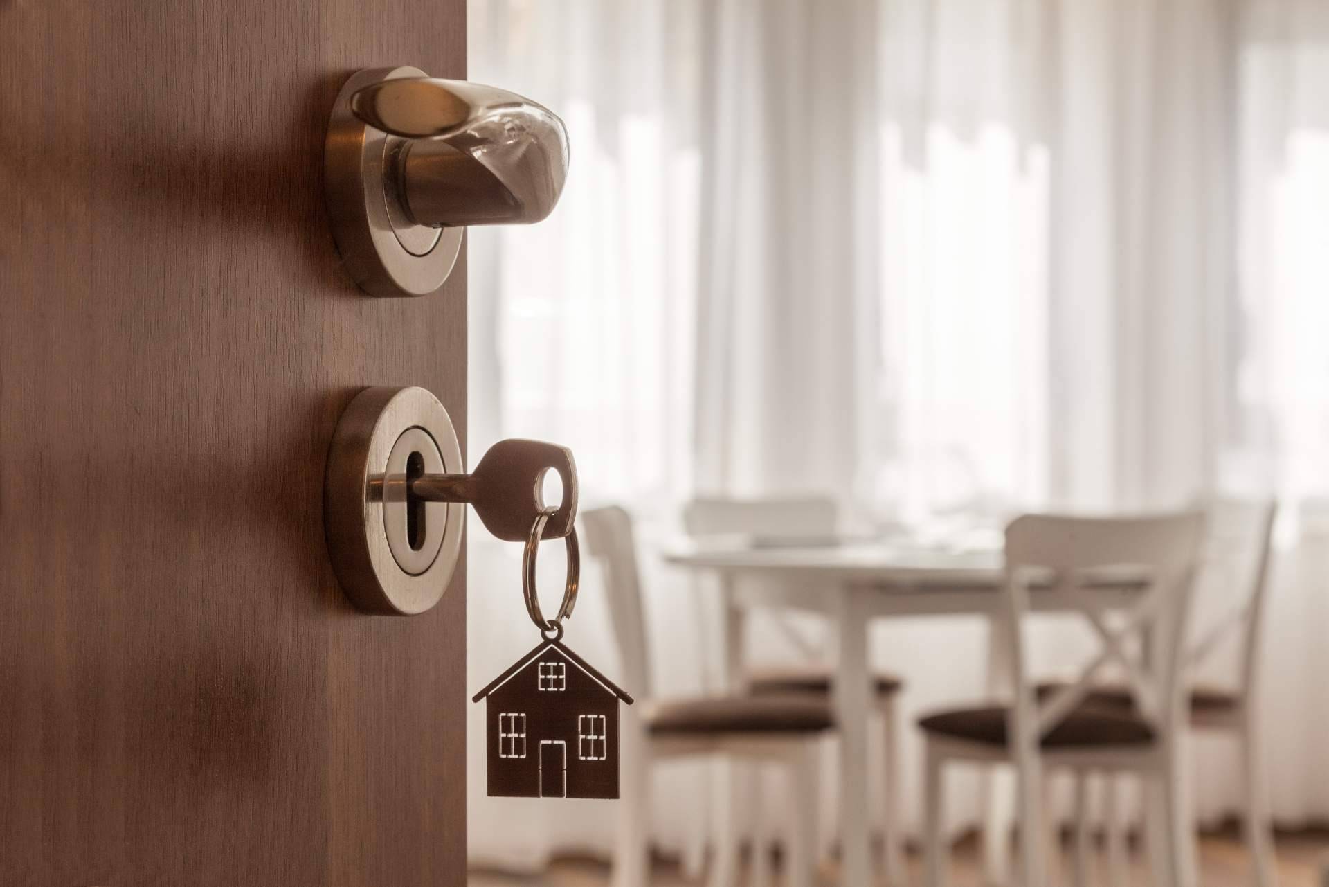 Cuáles son los beneficios que tiene SwiftFlats frente a una inmobiliaria para alquileres de larga estancia