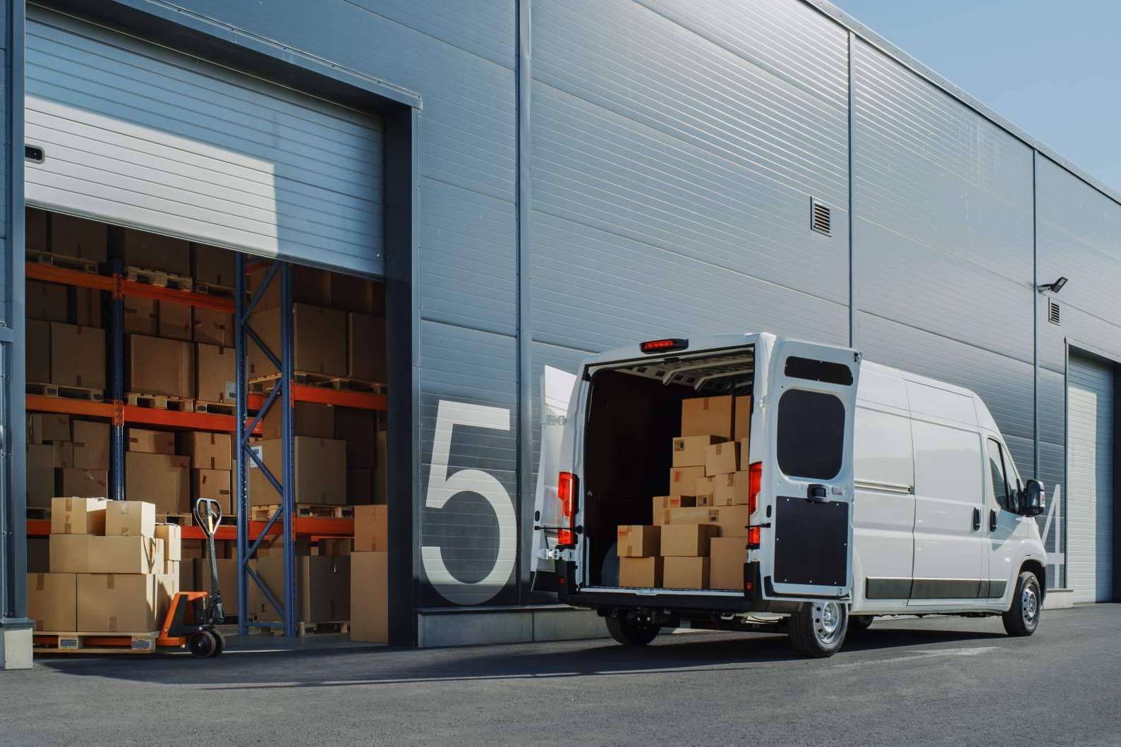 Gestionar la logística de las organizaciones y ofrecer mejores servicios a los clientes, con las furgonetas de ocasión de M10Selection
