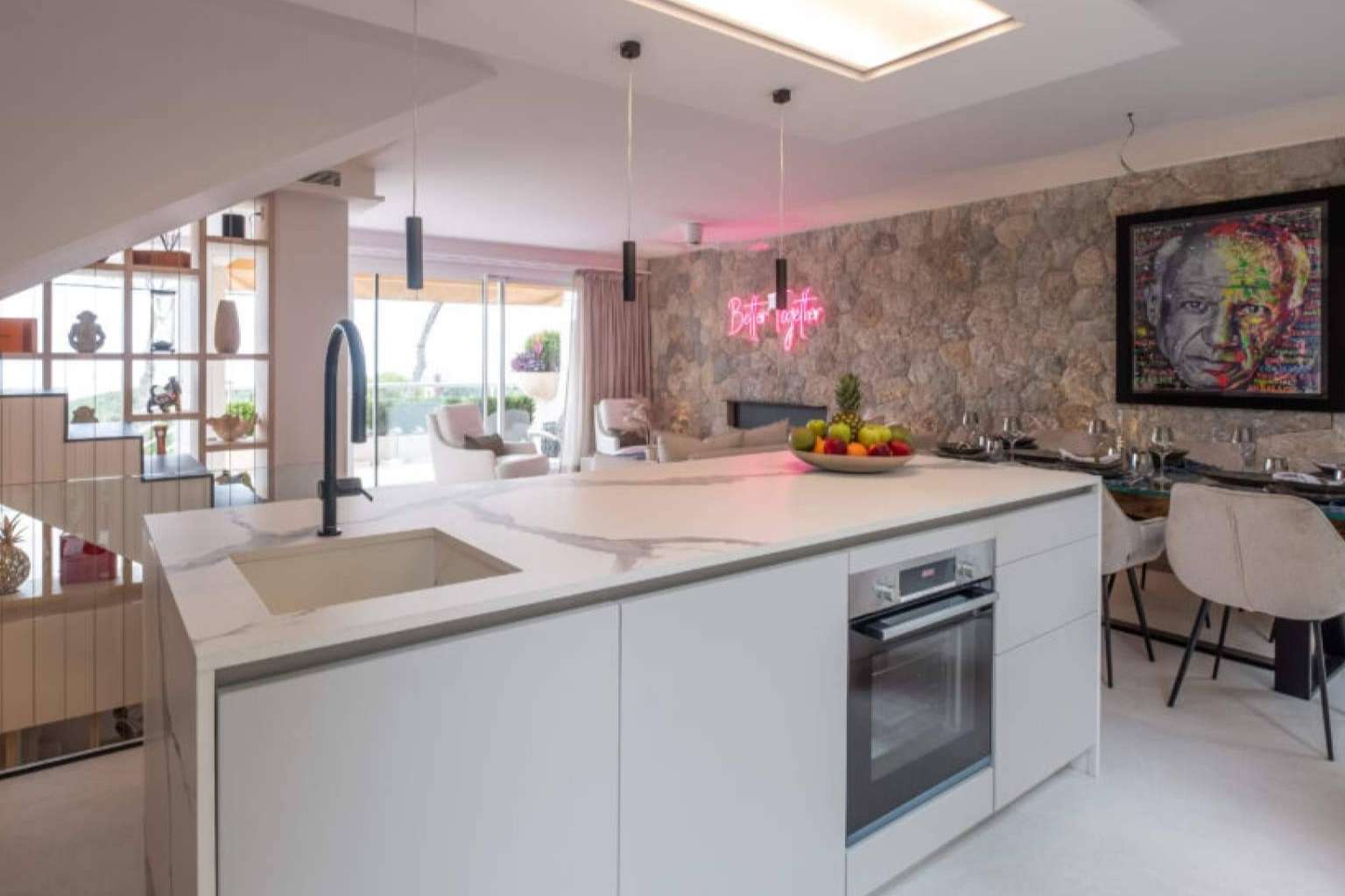 ¿Por qué las cocinas invisibles se han convertido en una tendencia en el mundo del interiorismo?, por Davinia