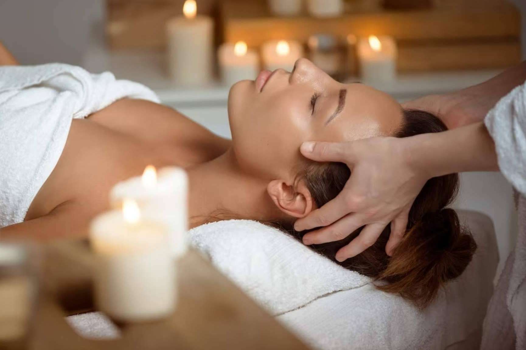 Vicky Moraleda ofrece cursos de Estética y Maquillaje Profesional que, además de la parte técnica y práctica, también incluyen conocimientos sobre emprendimiento