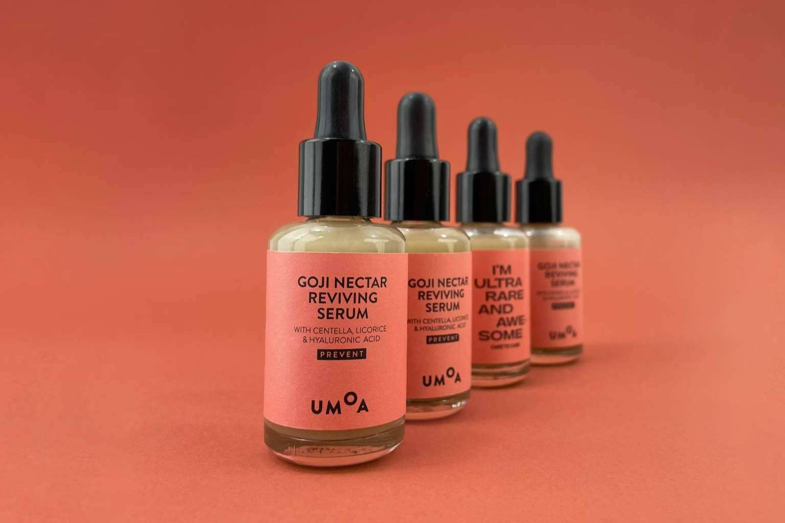 El sérum facial Goji Néctar Reviving Serum, uno de los productos más icónicos de la marca UMOA