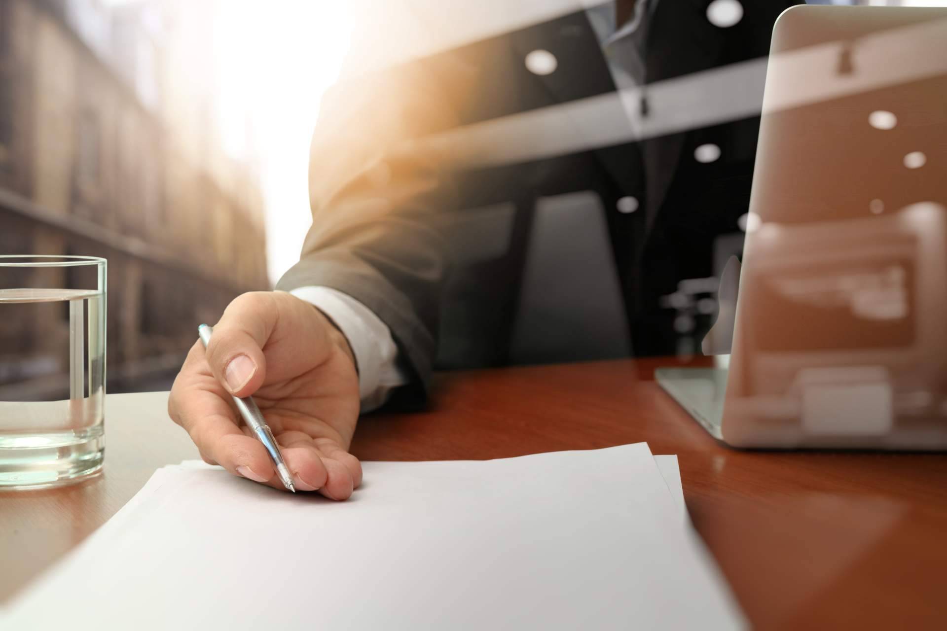 Los requisitos para solicitar arraigo para la formación, por Banchio Abogado