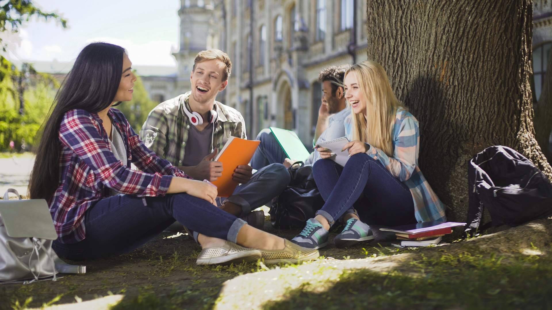 ¿Cuáles son las opciones para cursar un año de bachillerato en el extranjero y aprender inglés?, por iEduEX
