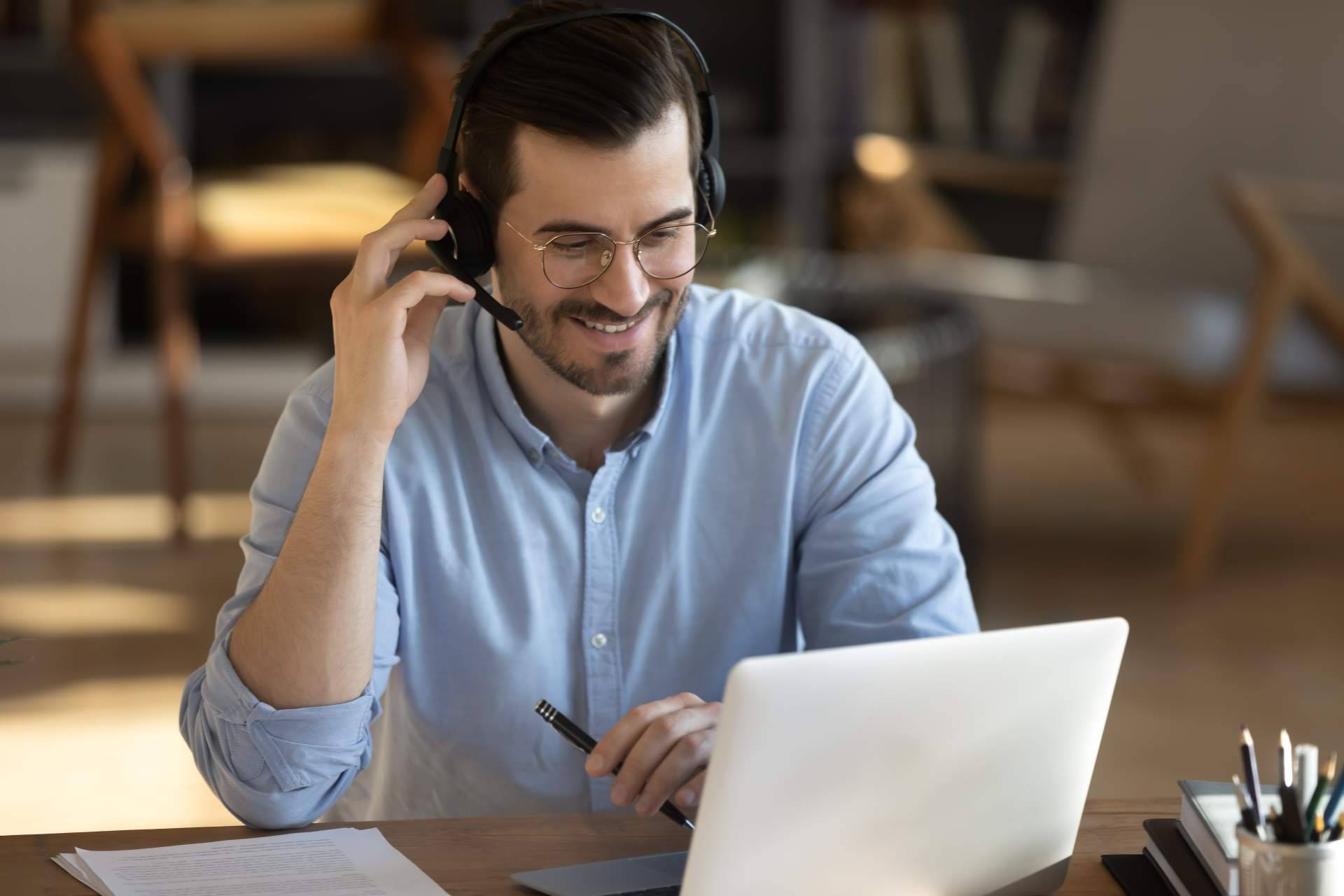 Las ventajas de contar con un asistente virtual en una empresa, por SVAE