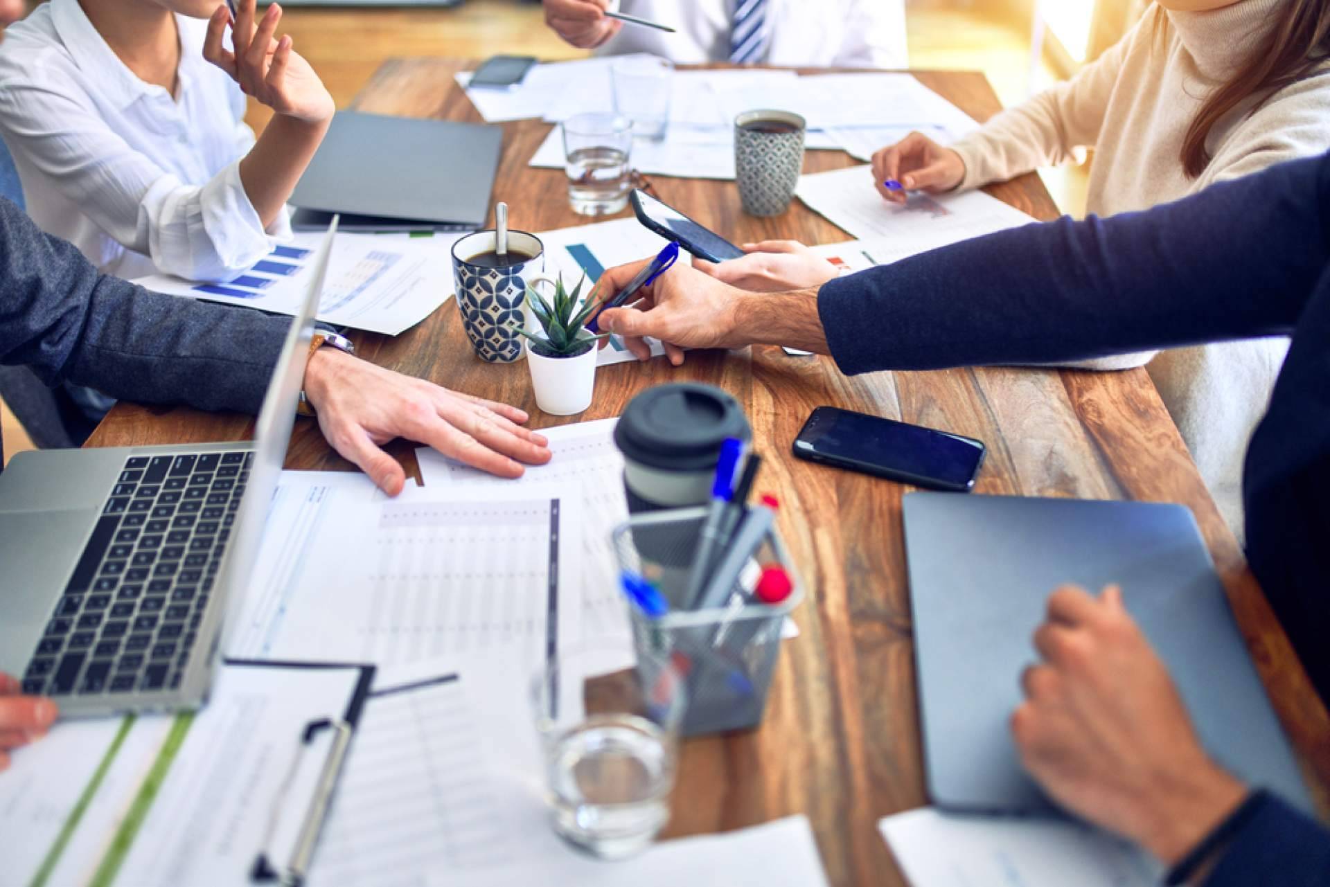 ¿Cómo se gestiona la reputación online de una empresa?