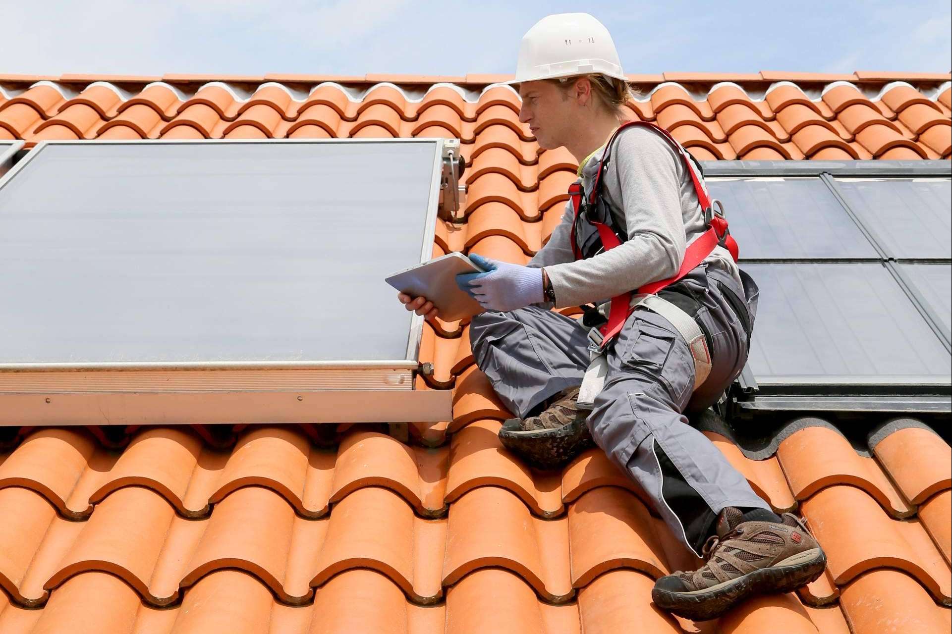 ¿Existe la opción de alquilar placas solares?