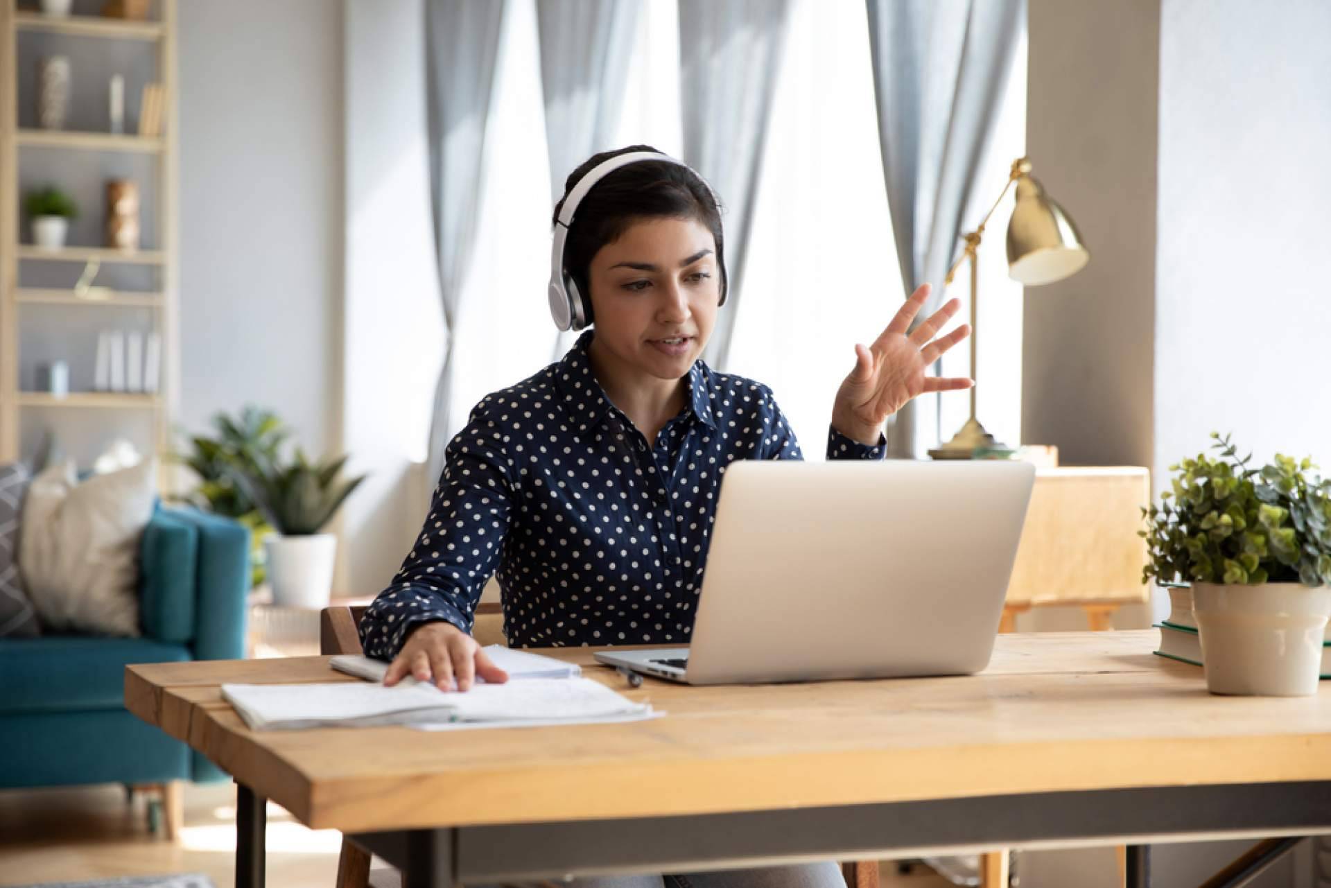 Ventajas de usar la centralita virtual IberPBX para el trabajo colaborativo, con Ibersontel