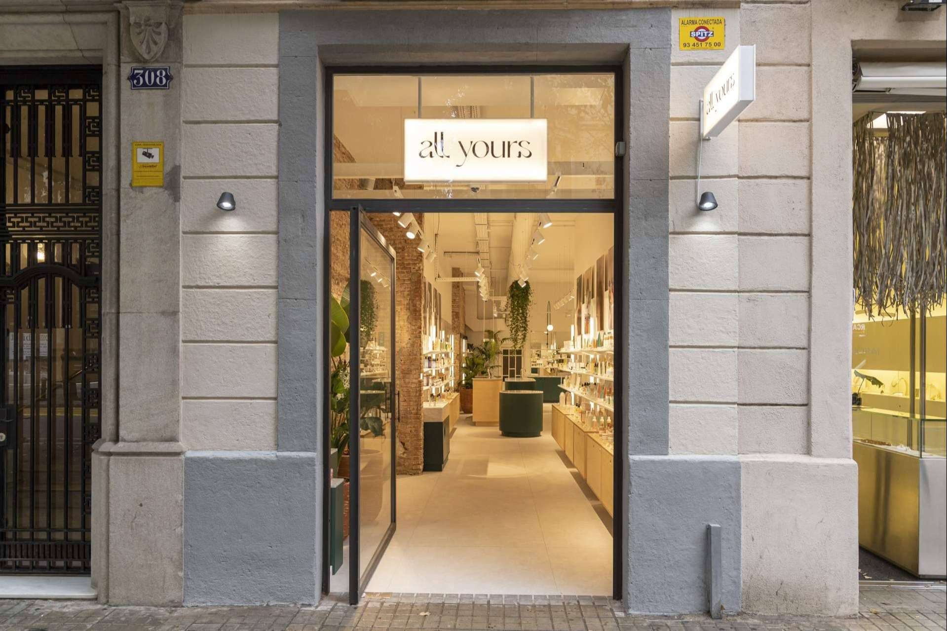 All Yours proporciona tratamientos faciales holísticos con productos naturales y fórmulas seguras en Barcelona