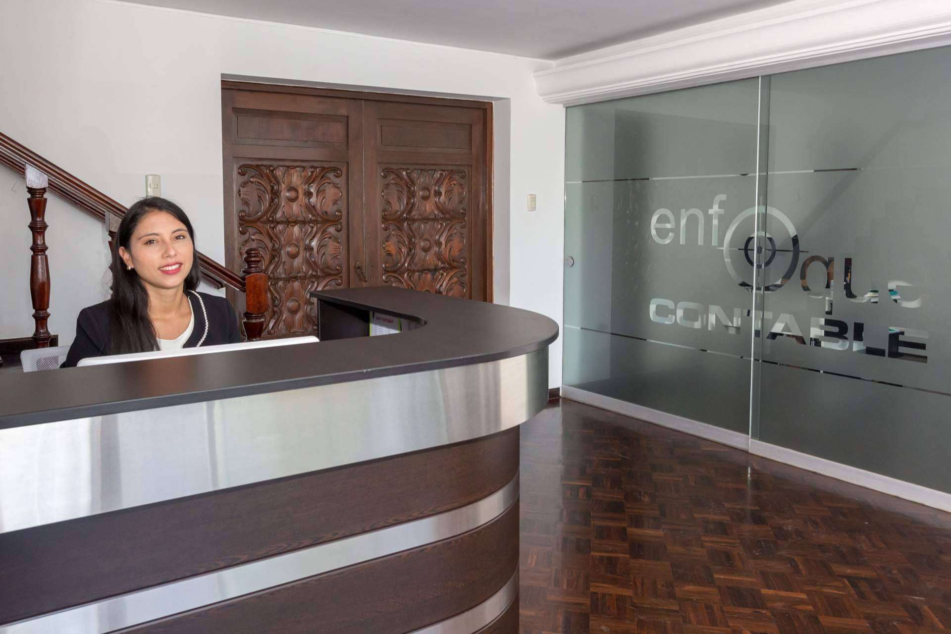 Un destino atractivo para inversores extranjeros por su moneda y megapuerto estratégico, Perú