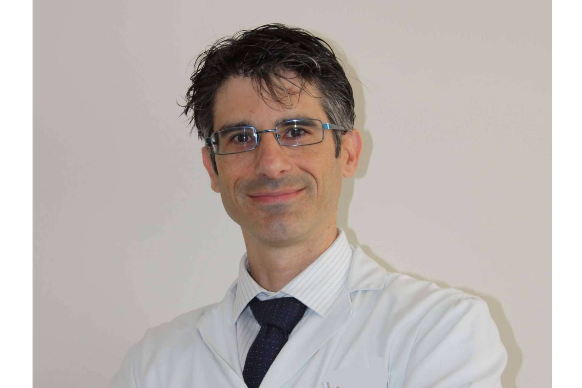 Daniel Cabezalí, urólogo pediátrico especializado en laparoscopia y urología infantil