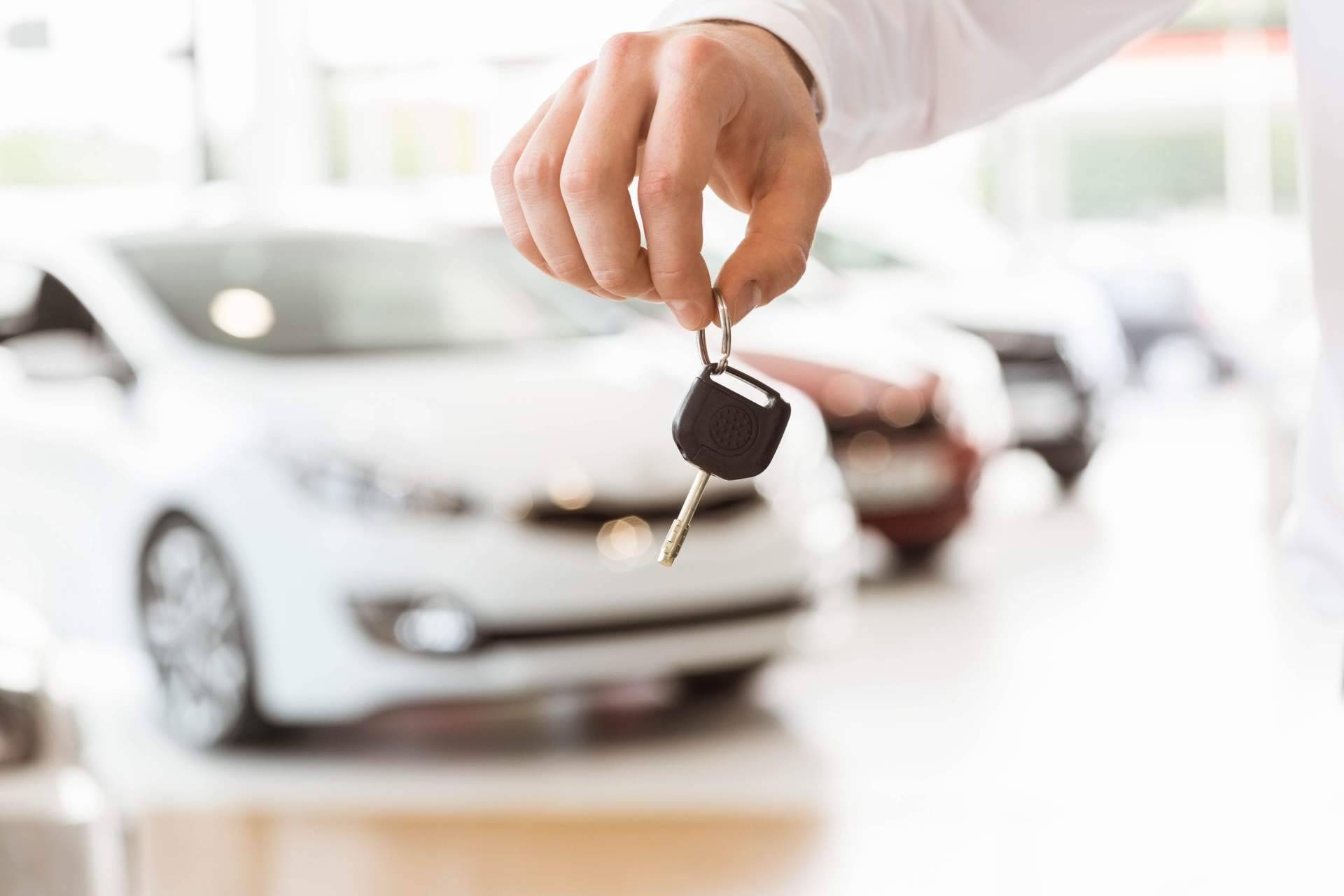 Finisterre 21 Confluence Group ofrece un pionero servicio de renting; con coches completamente nuevos por una única cuota mensual y 100 % desgravable para empresas y autónomos