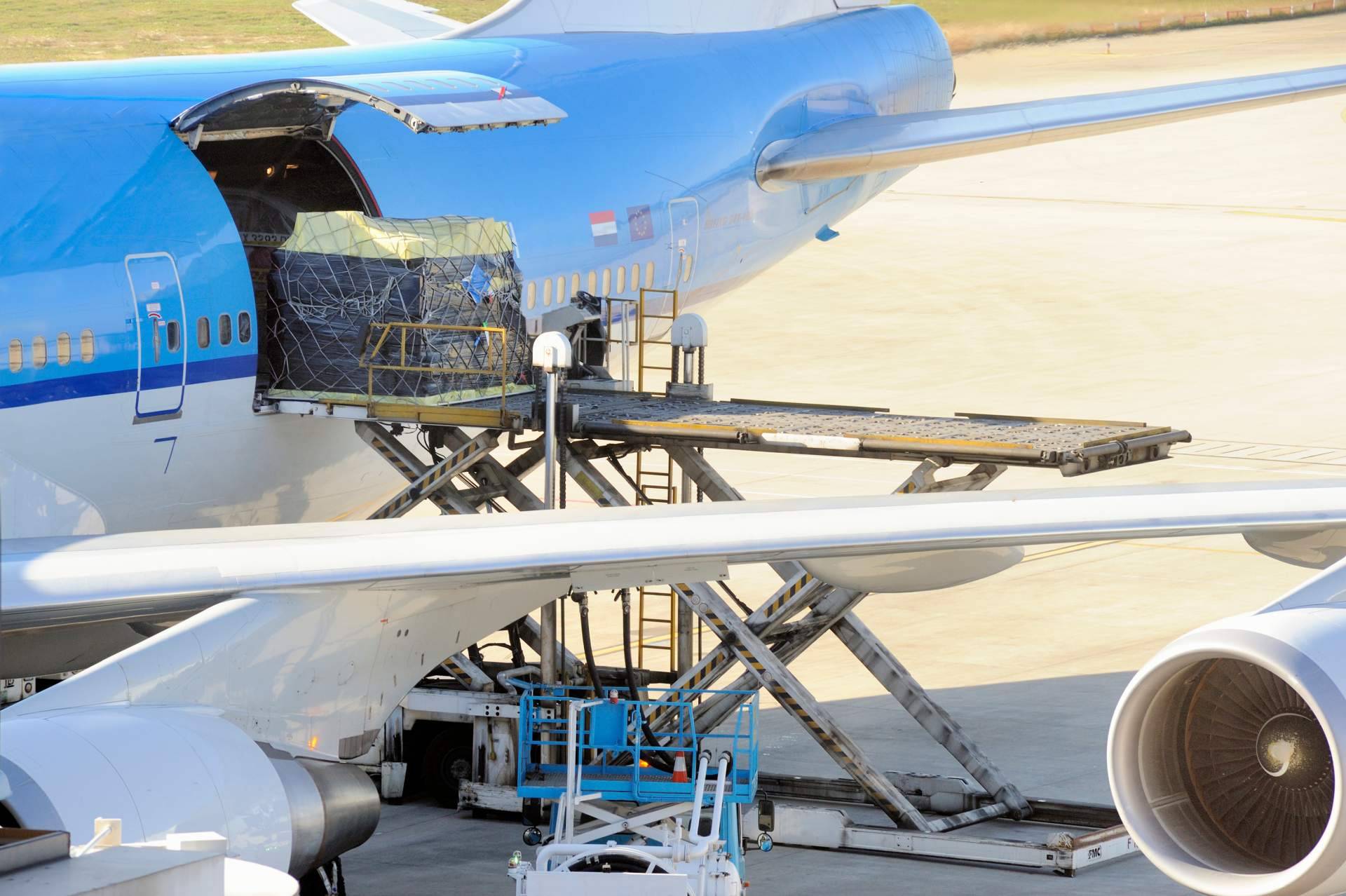 Contratar el Servicio Global de Transporte Nacional e Internacional, Logística y Aduanas de Plaza Forwarding