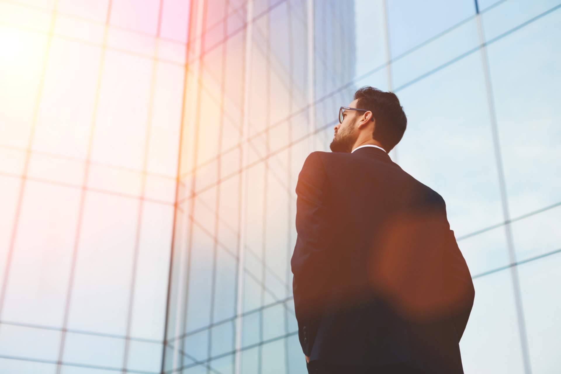 Las consecuencias negativas de tener jefes tóxicos en el trabajo, por Apoyo Psicológico Online