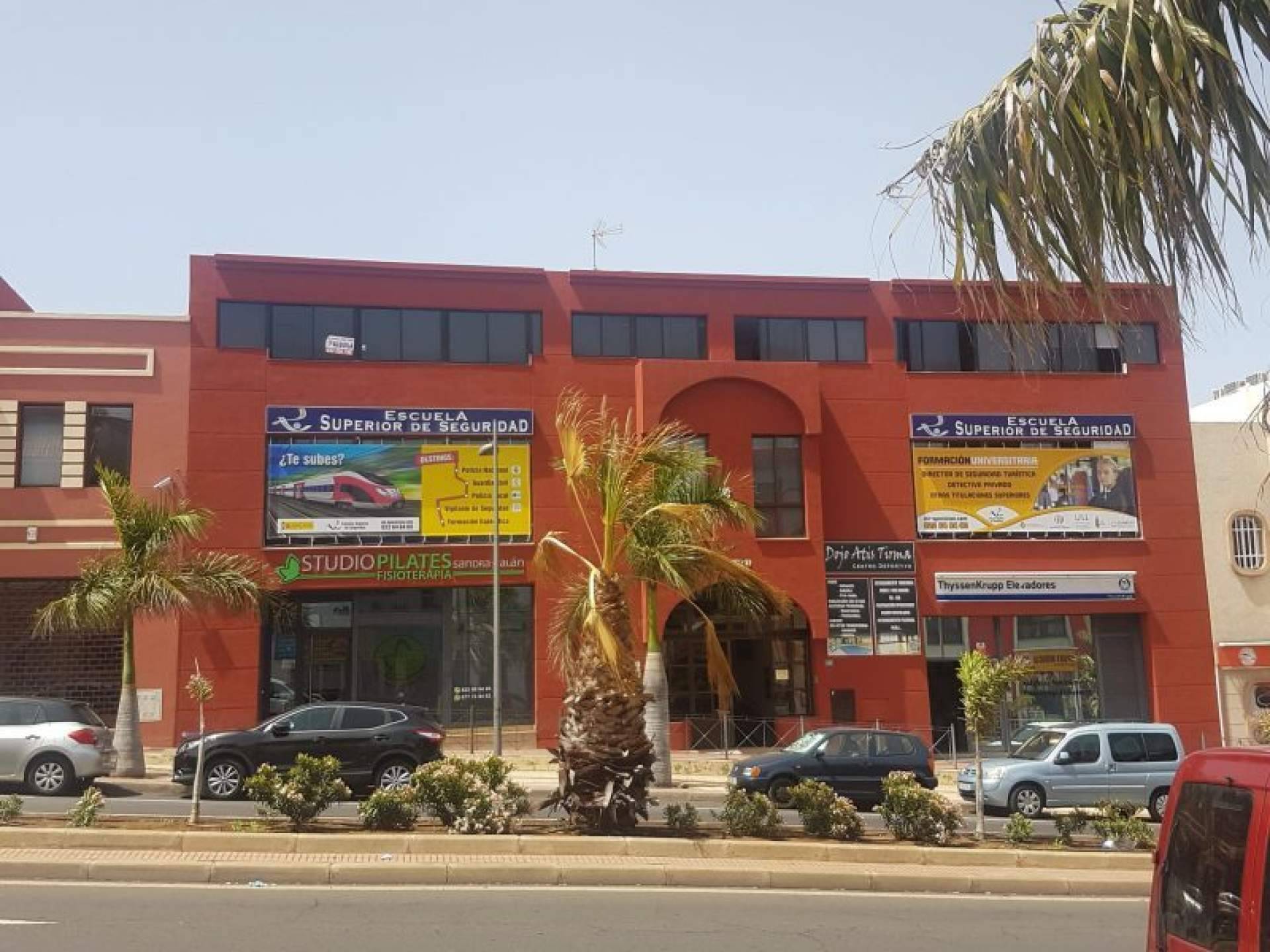 Los beneficios de formarse con el curso de vigilante de seguridad de Escuela Superior de Seguridad en Tenerife