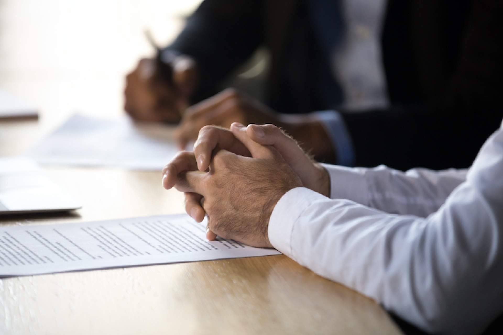AMG Interim Management y los contratos mercantiles