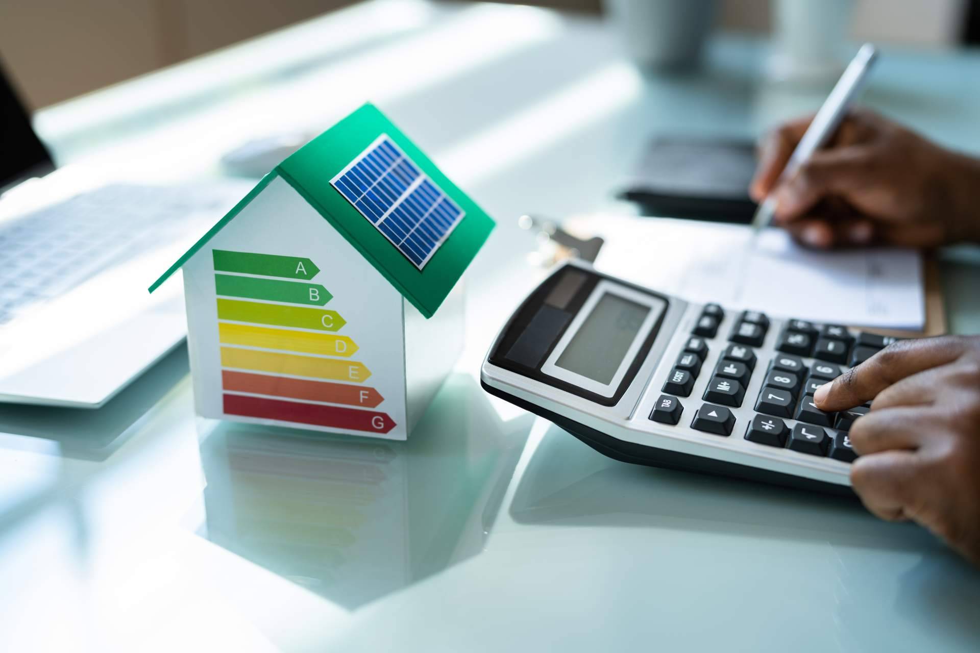 Optimizar el consumo de energía con Energybox; asesoría energética especializada en eficiencia y ahorro