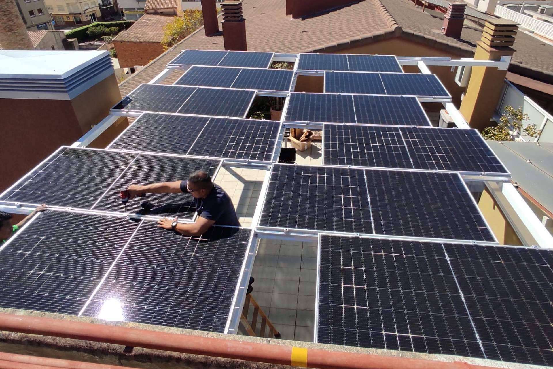Subvenciones que existen actualmente para instalar placas solares, por Kirasolar