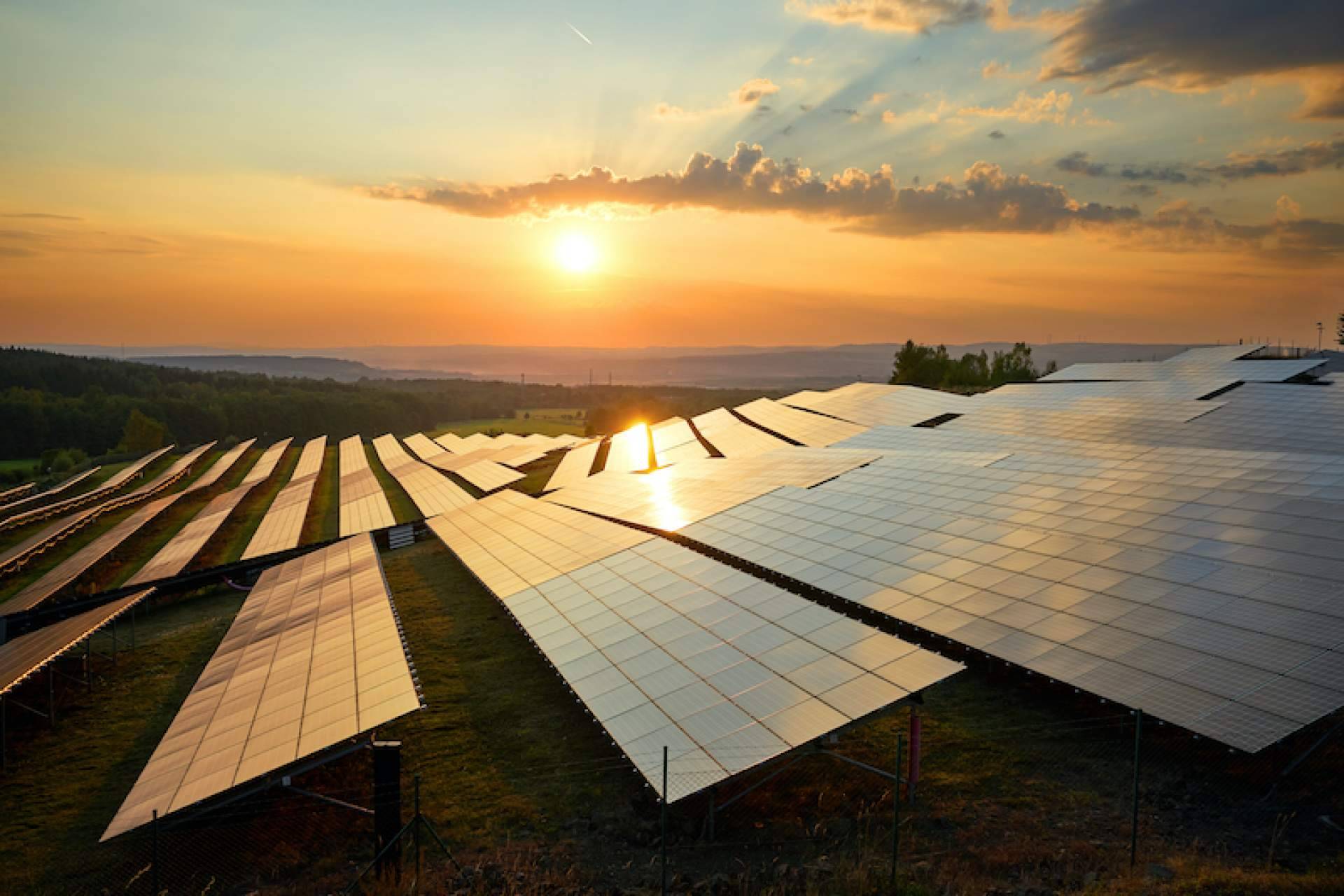 ¿Cuáles son las ventajas de las placas solares en Ciudad Real?, con Amagi Solar