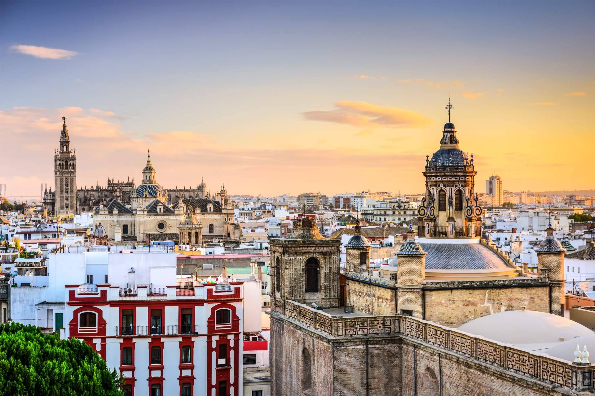 Soof impulsa la transición energética a través de comunidades energéticas y paneles solares