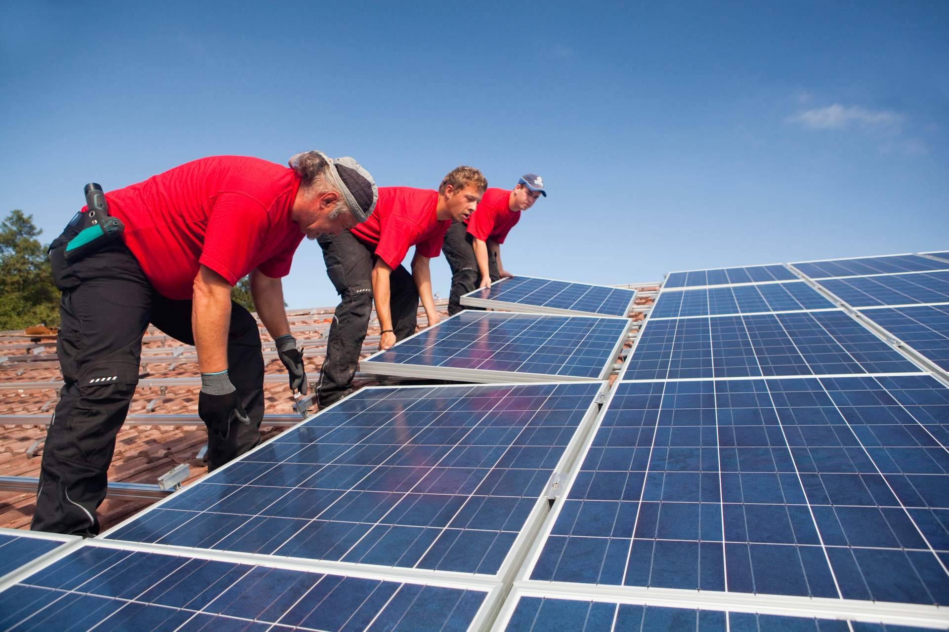 Control de sistemas de energía solar fotovoltaica, de la mano de Made in Málaga