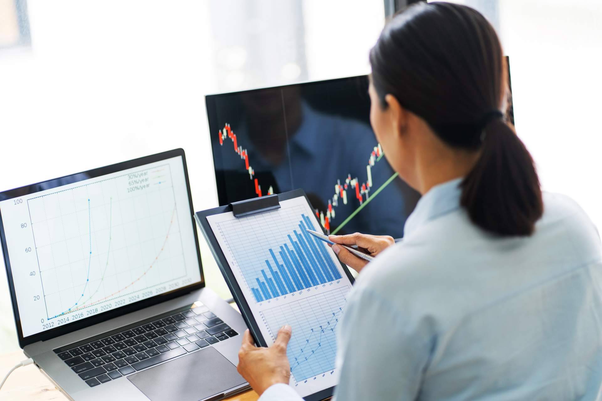 ¿Qué aprender para vivir del trading?