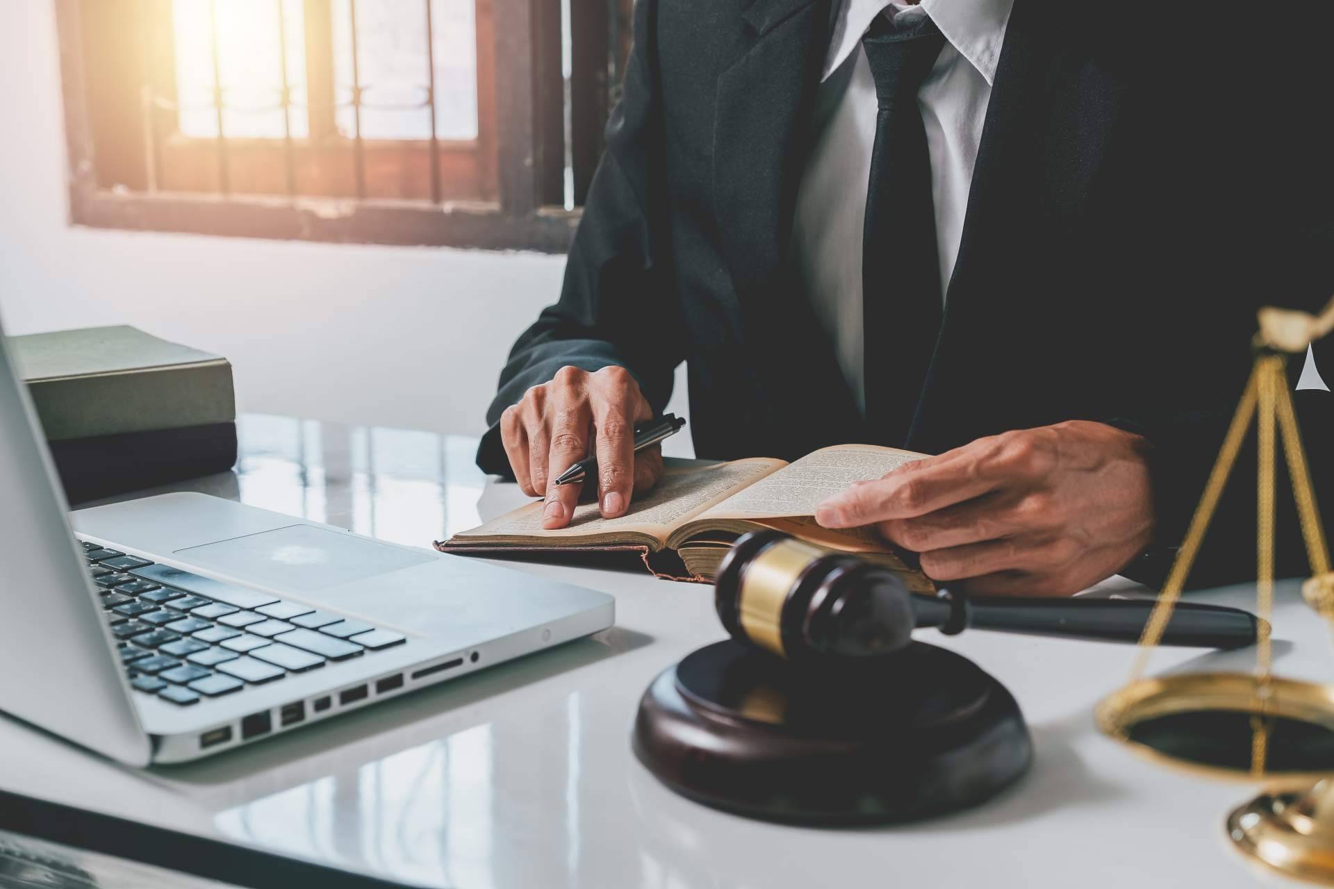 Català Reinón Abogados muestra cómo es la legislación frente al delito de abuso sexual