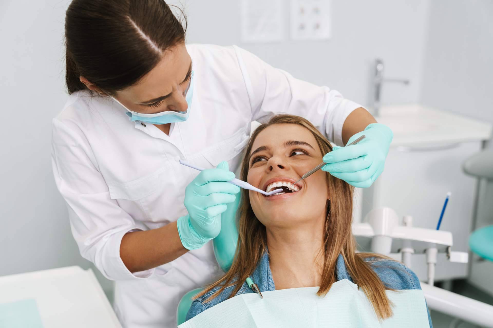 Cómo se puede tratar la sensibilidad en los dientes, por Ascensium